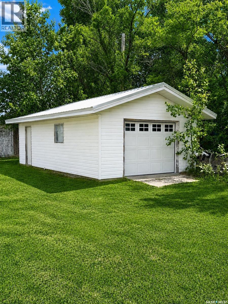 201 & 202 Elim Drive, Lac Pelletier, Saskatchewan  S0N 2Y0 - Photo 15 - SK040563
