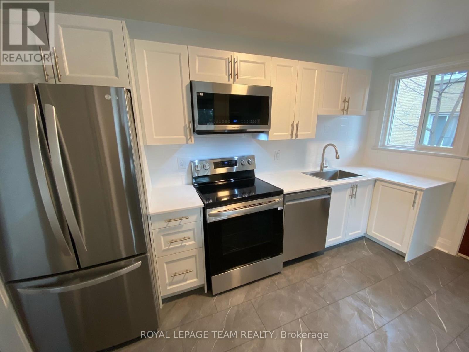 1 - 228 Woodroffe Avenue, Ottawa, Ontario  K2A 3V4 - Photo 11 - X13425848