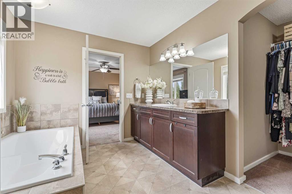 1198 Kingston Crescent Se, Airdrie, Alberta  T4A 0E9 - Photo 27 - A2322084