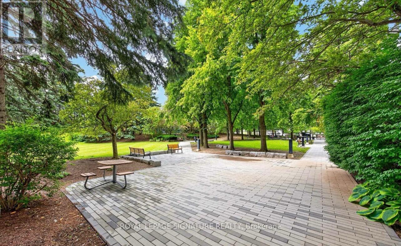1003 - 7250 Yonge Street, Vaughan (Crestwood-Springfarm-Yorkhill), Ontario  L4J 7X1 - Photo 9 - N13486608