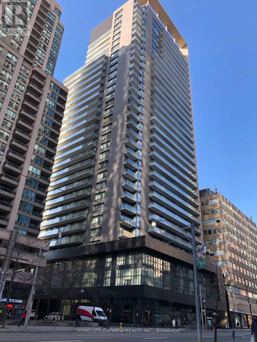1709 - 770 BAY STREET, Toronto, Ontario