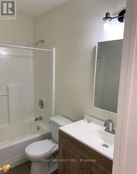 Basement - 18 Leggott Avenue, Barrie, Ontario  L4N 8A9 - Photo 3 - S13486628