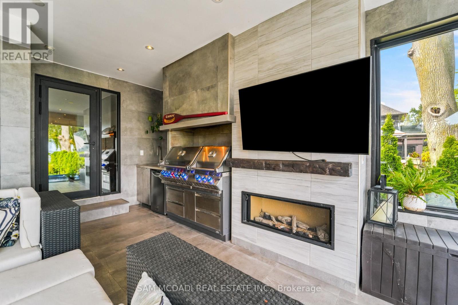102 Cumberland Drive, Mississauga, Ontario  L5G 3M8 - Photo 47 - W13486670