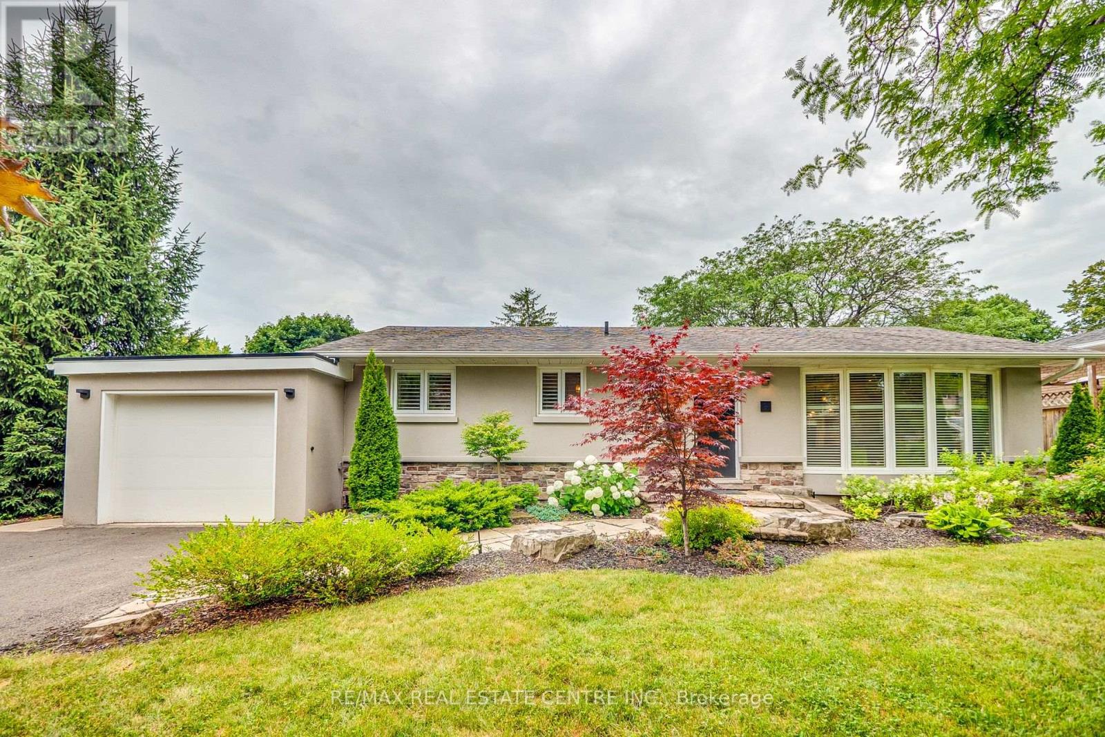 1222 Kensington Park Road, Oakville, Ontario  L6H 2G9 - Photo 2 - W13486694