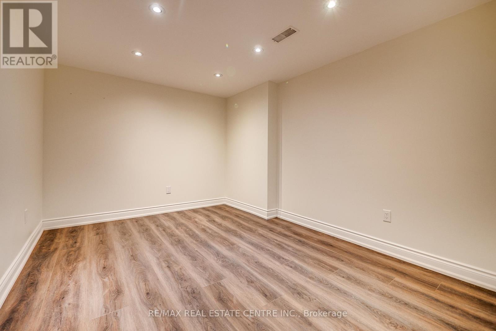 1222 Kensington Park Road, Oakville, Ontario  L6H 2G9 - Photo 29 - W13486694