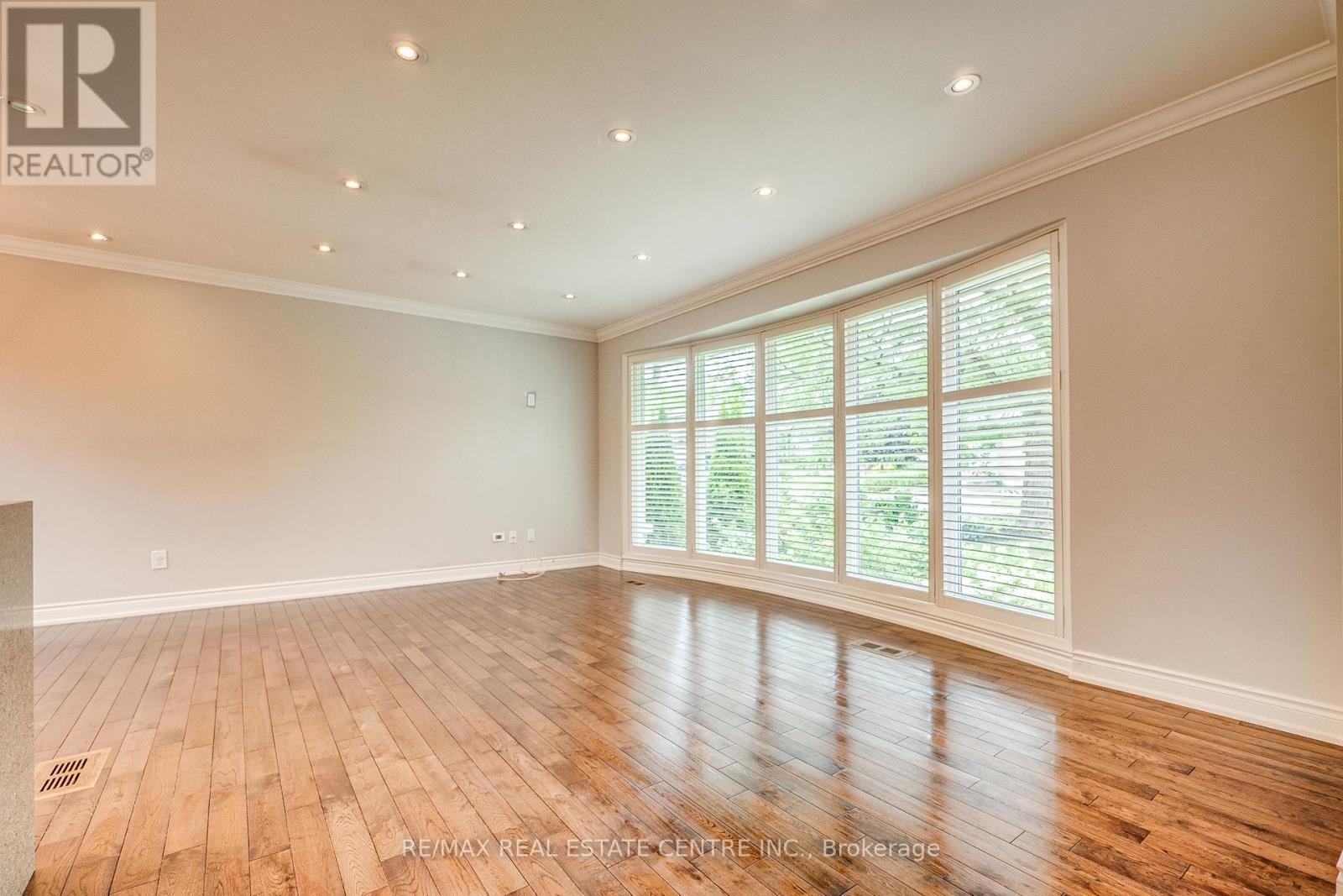 1222 Kensington Park Road, Oakville, Ontario  L6H 2G9 - Photo 3 - W13486694