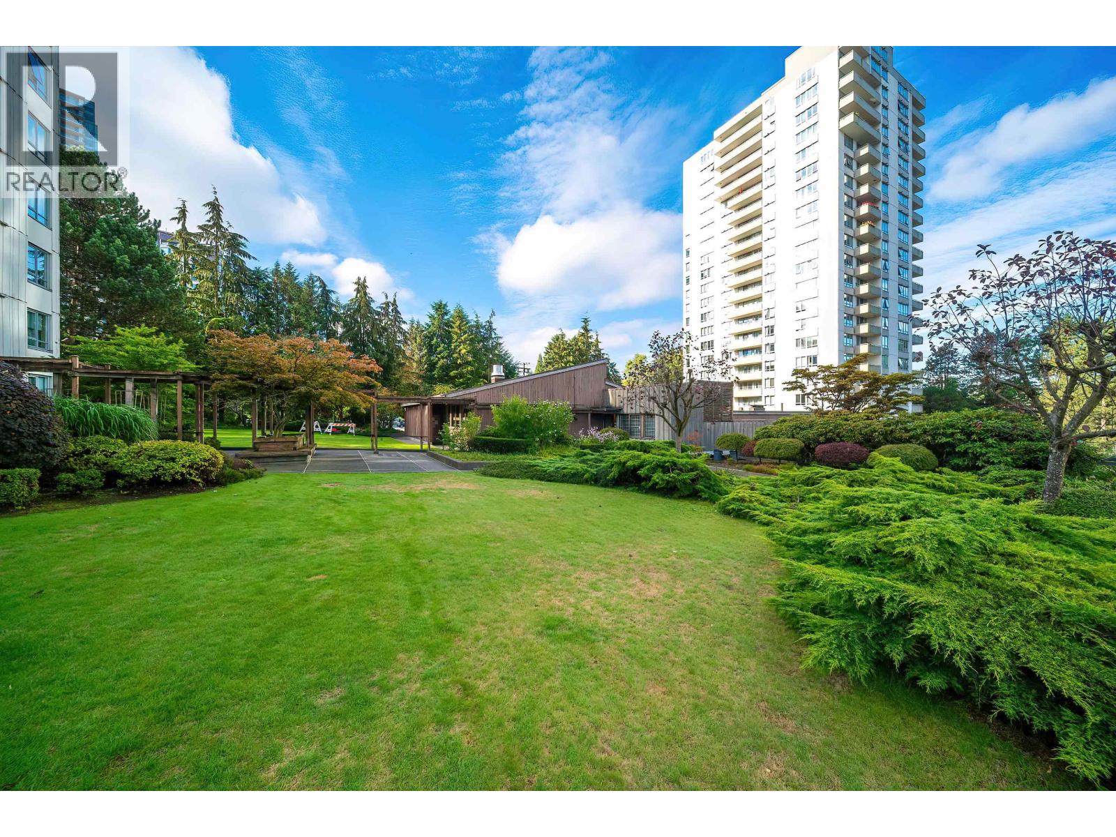 1702 5645 Barker Avenue, Burnaby, British Columbia  V5H 3Z5 - Photo 2 - R3139737