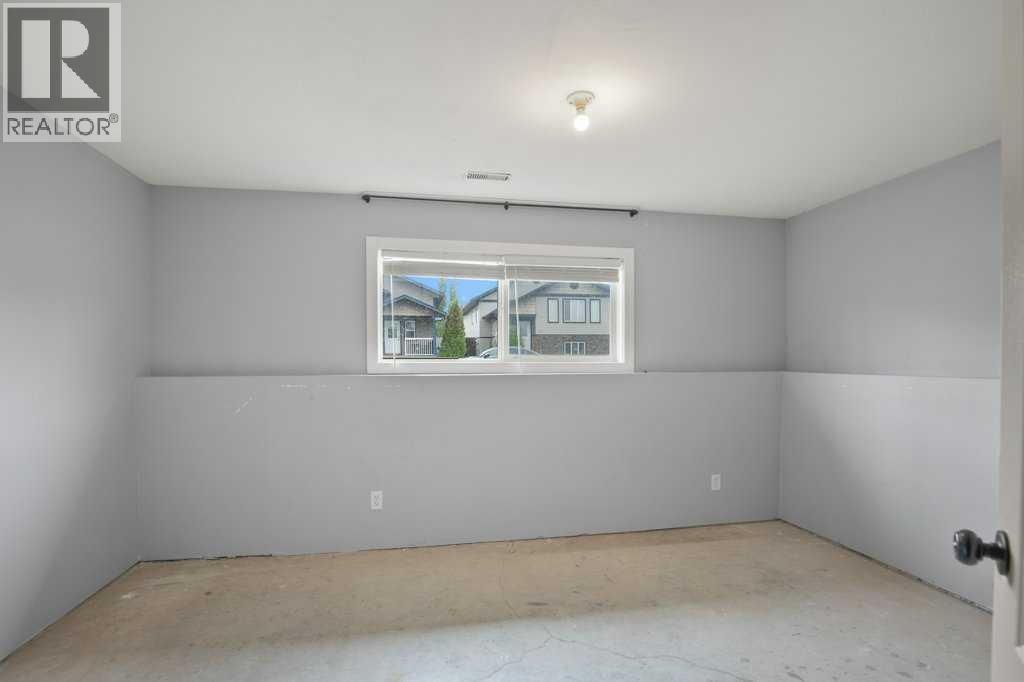 658 Red Oak Close, Springbrook, Alberta  T4S 0B5 - Photo 19 - A2317093