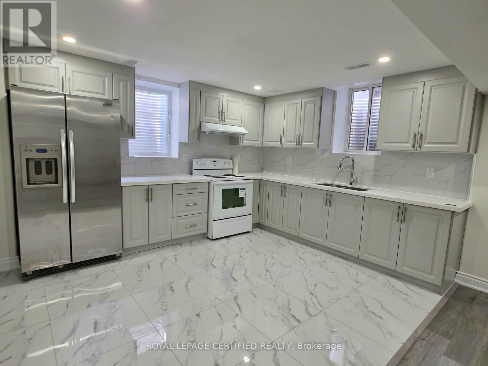 Bsmt - 4 Adastra Place, Brampton, Ontario  L6P 3B4 - Photo 5 - W13486374