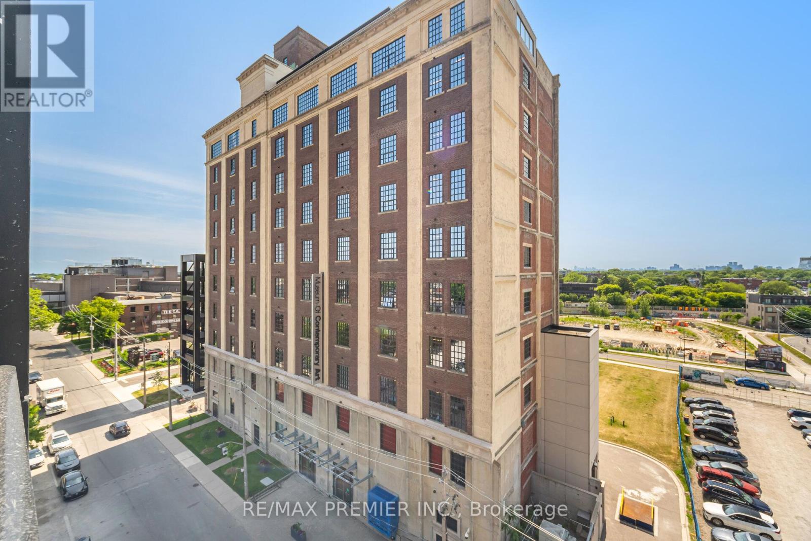 708 - 181 STERLING AVENUE, Toronto, Ontario