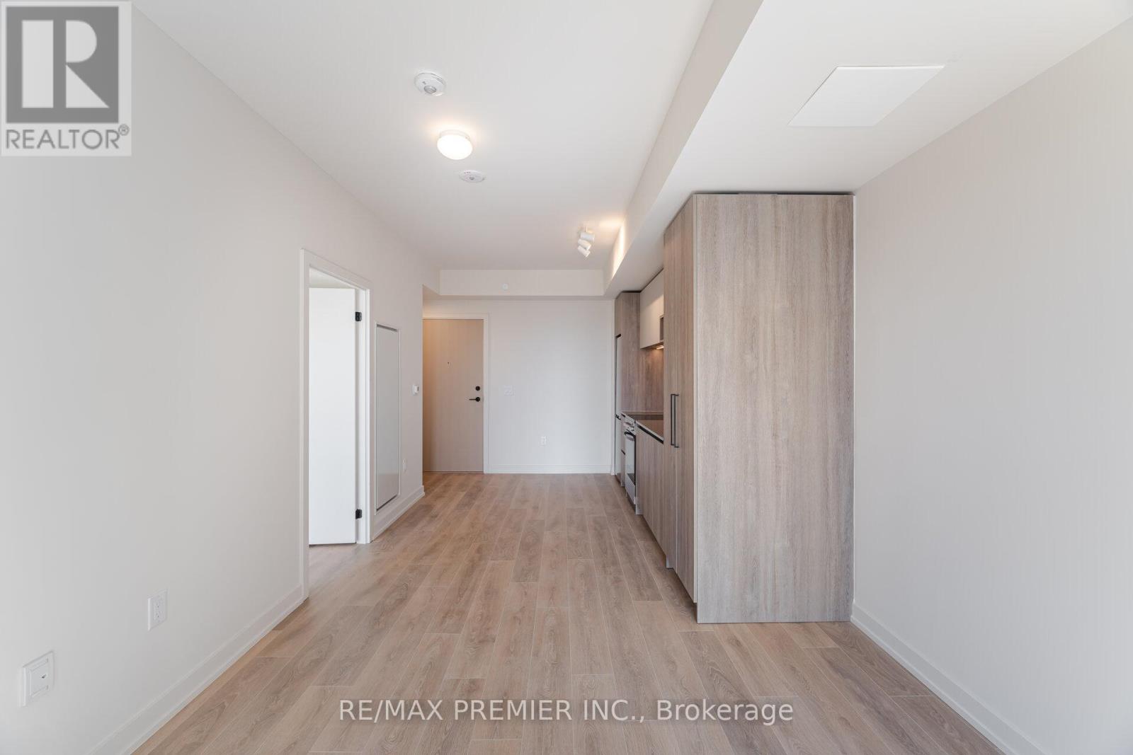 708 - 181 Sterling Avenue, Toronto, Ontario  M6R 2B2 - Photo 11 - C13486718