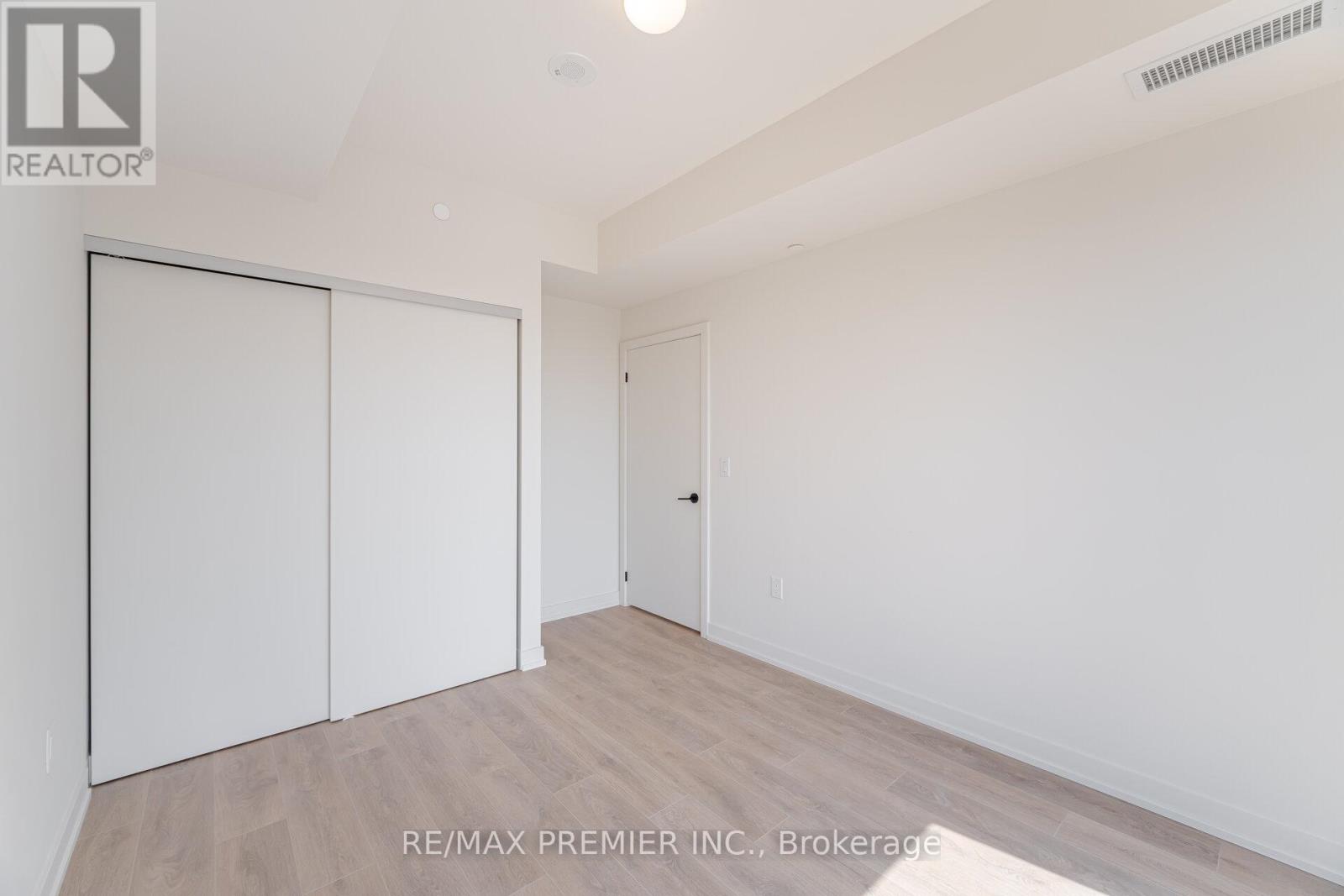 708 - 181 Sterling Avenue, Toronto, Ontario  M6R 2B2 - Photo 13 - C13486718