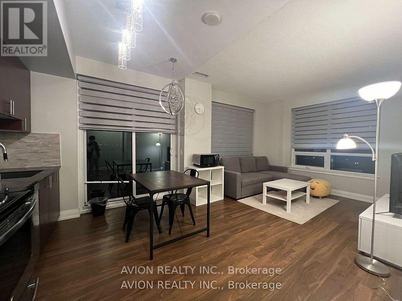 412 - 7167 Yonge Street, Markham, Ontario  L3T 0C9 - Photo 4 - N13486738