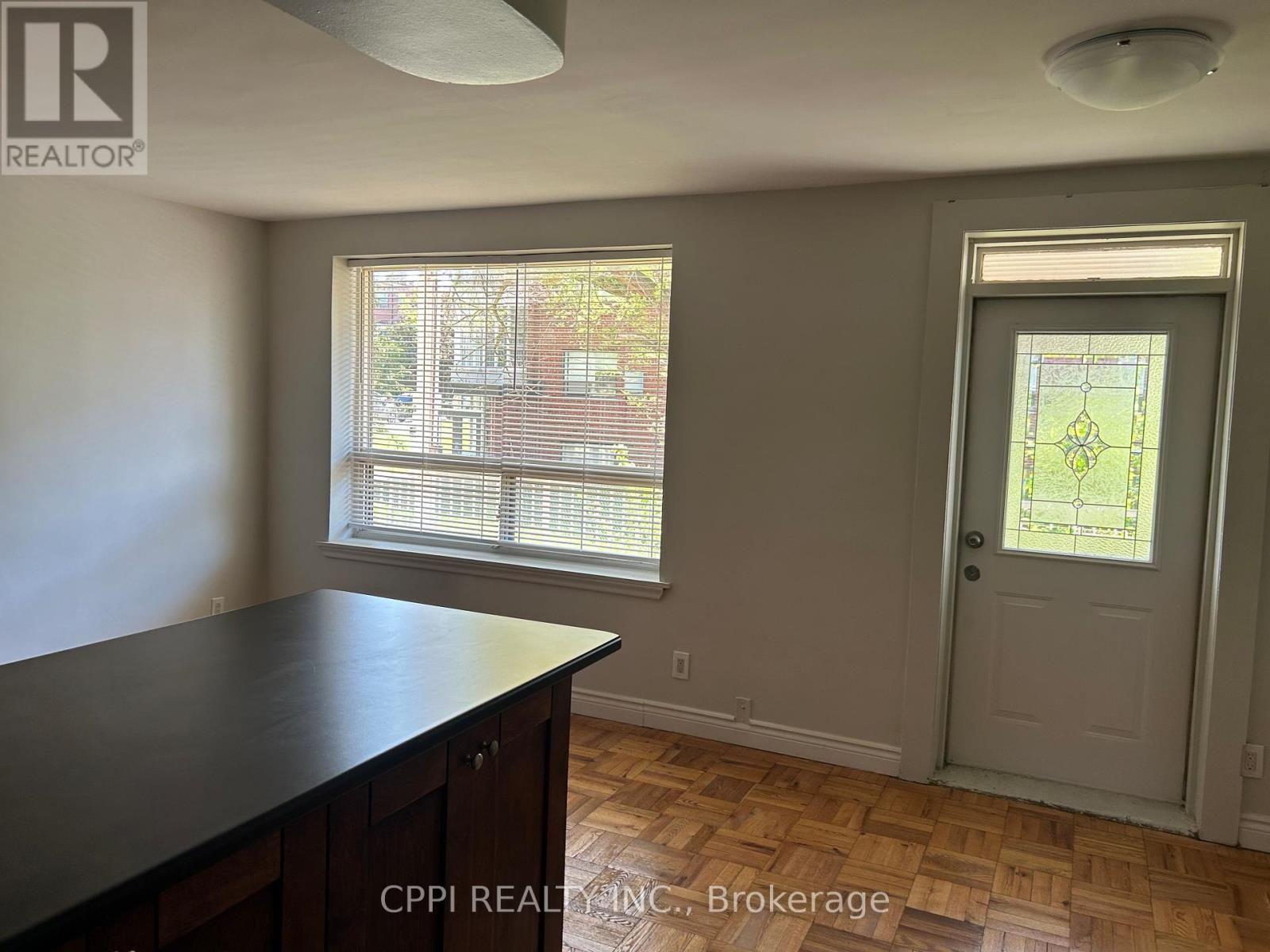 104 - 6 Hill Heights Road, Toronto, Ontario  M8Y 1Z1 - Photo 2 - W13486752