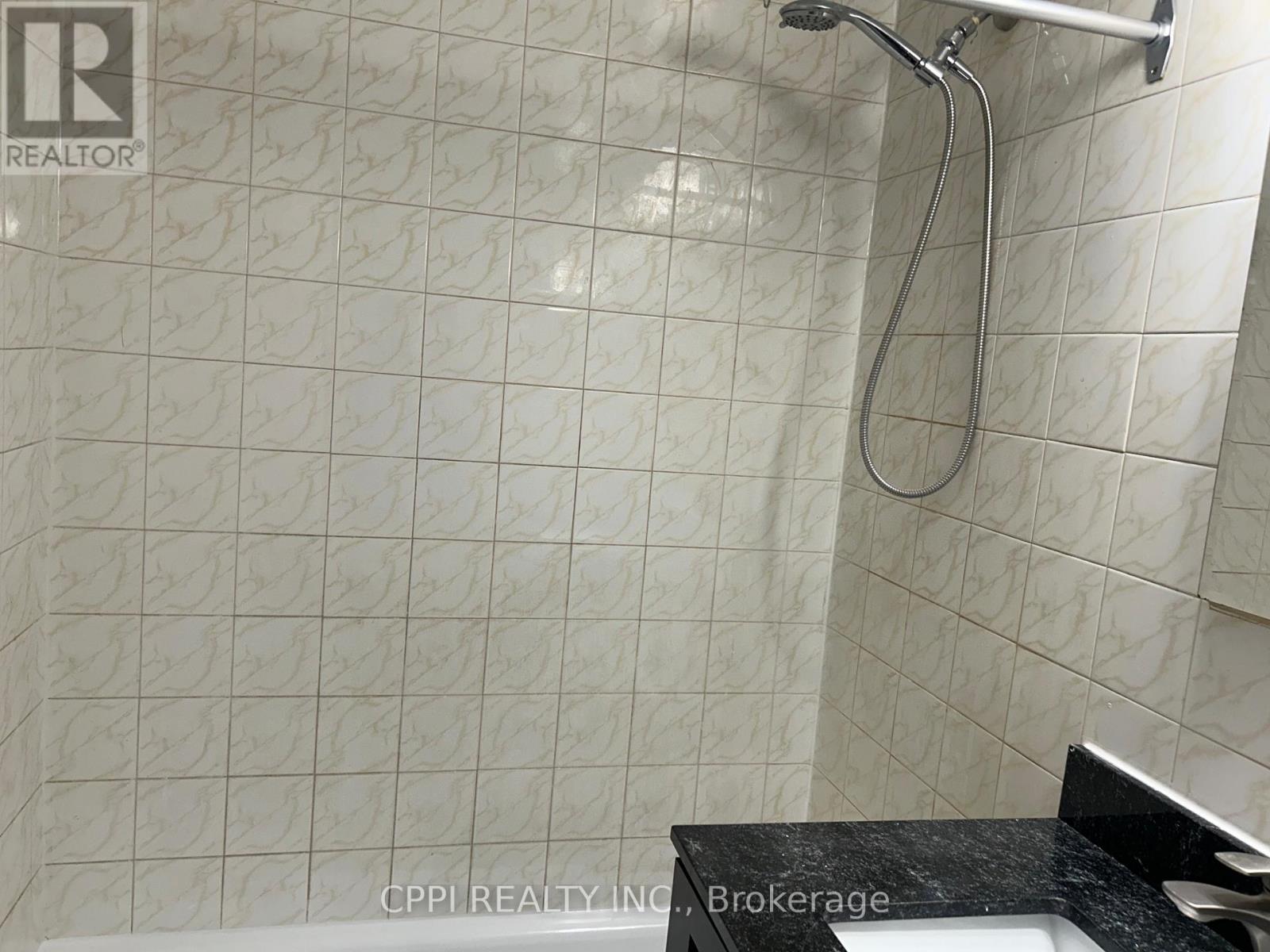 104 - 6 Hill Heights Road, Toronto, Ontario  M8Y 1Z1 - Photo 8 - W13486752