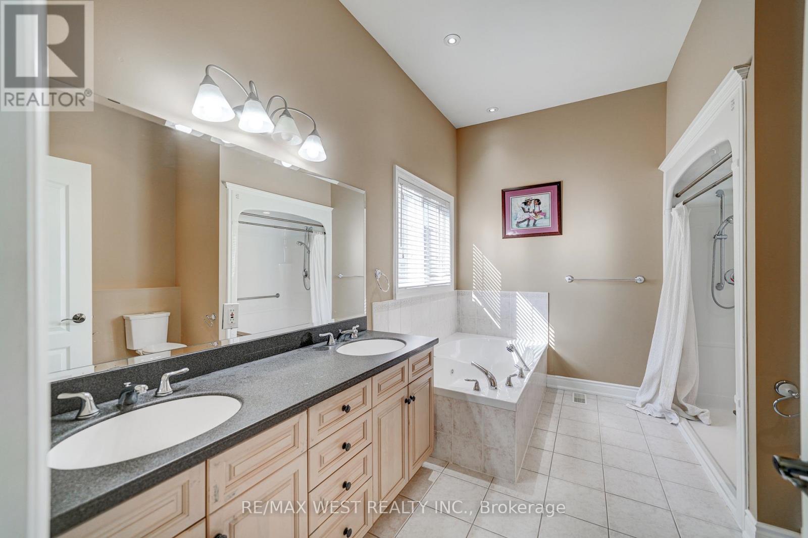 23 Hanover Court, Whitby, Ontario  L1N 7J1 - Photo 20 - E13486602