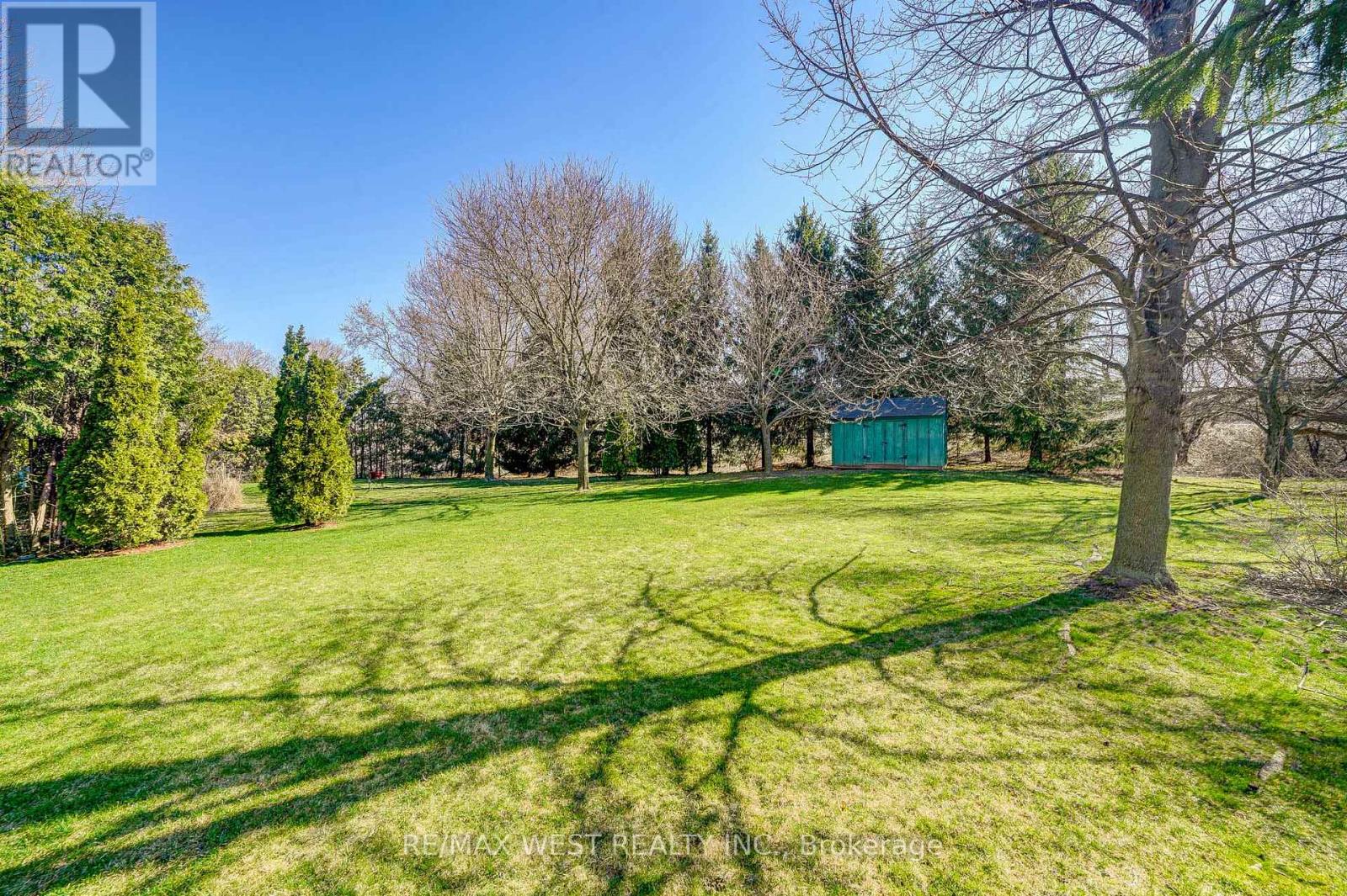 23 Hanover Court, Whitby, Ontario  L1N 7J1 - Photo 25 - E13486602