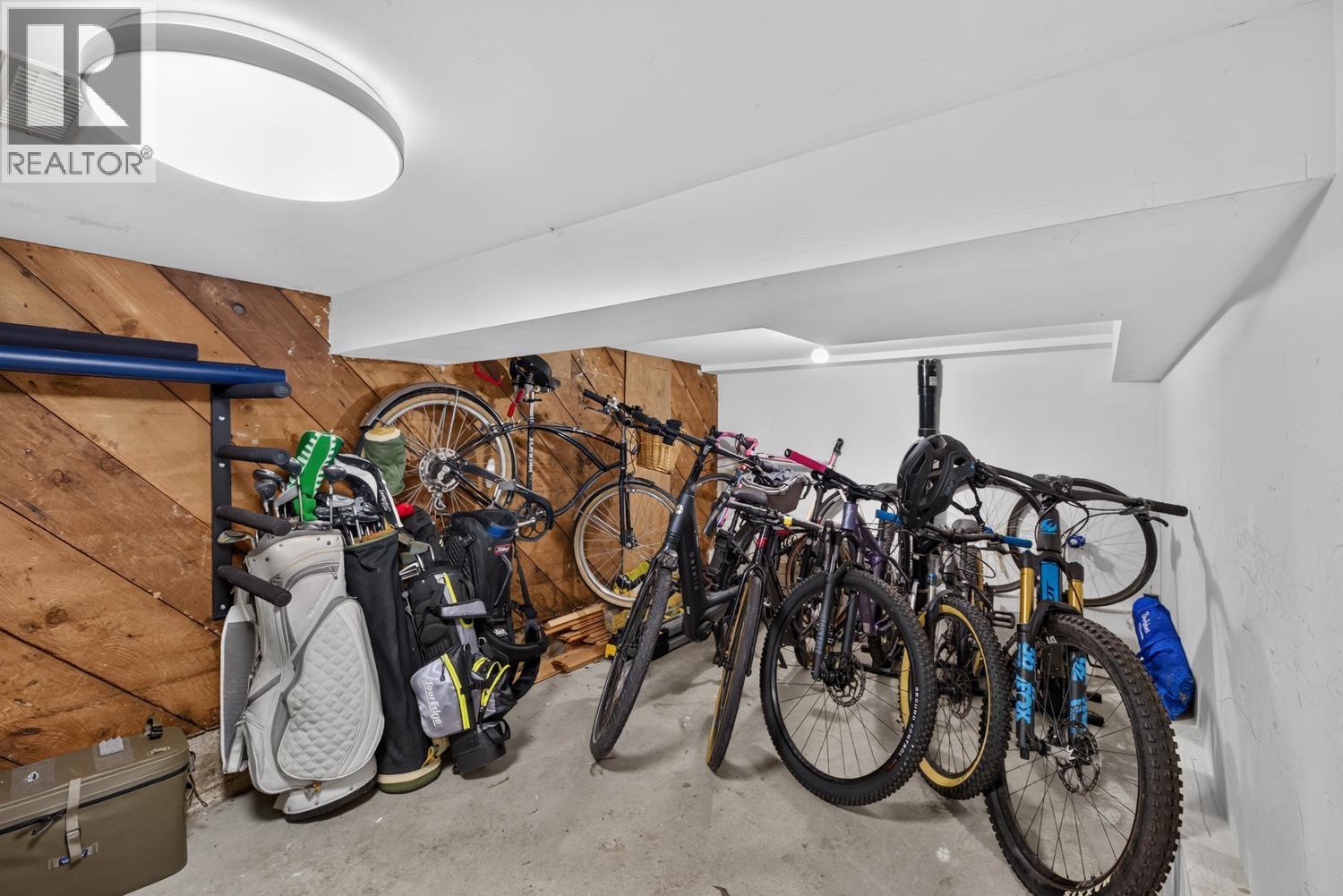 565 E 45th Avenue, Vancouver, British Columbia  V5W 1X6 - Photo 25 - R3139839