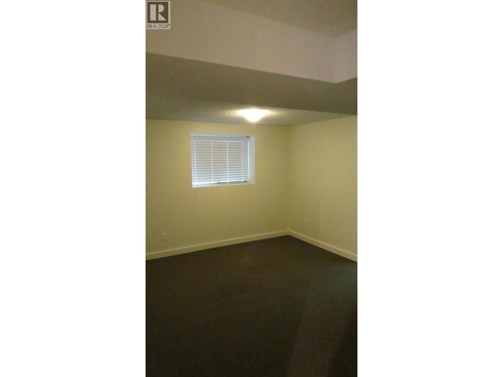 Ground Level 3229 W 11th Avenue, Vancouver, British Columbia  V6K 2M9 - Photo 6 - R3139828
