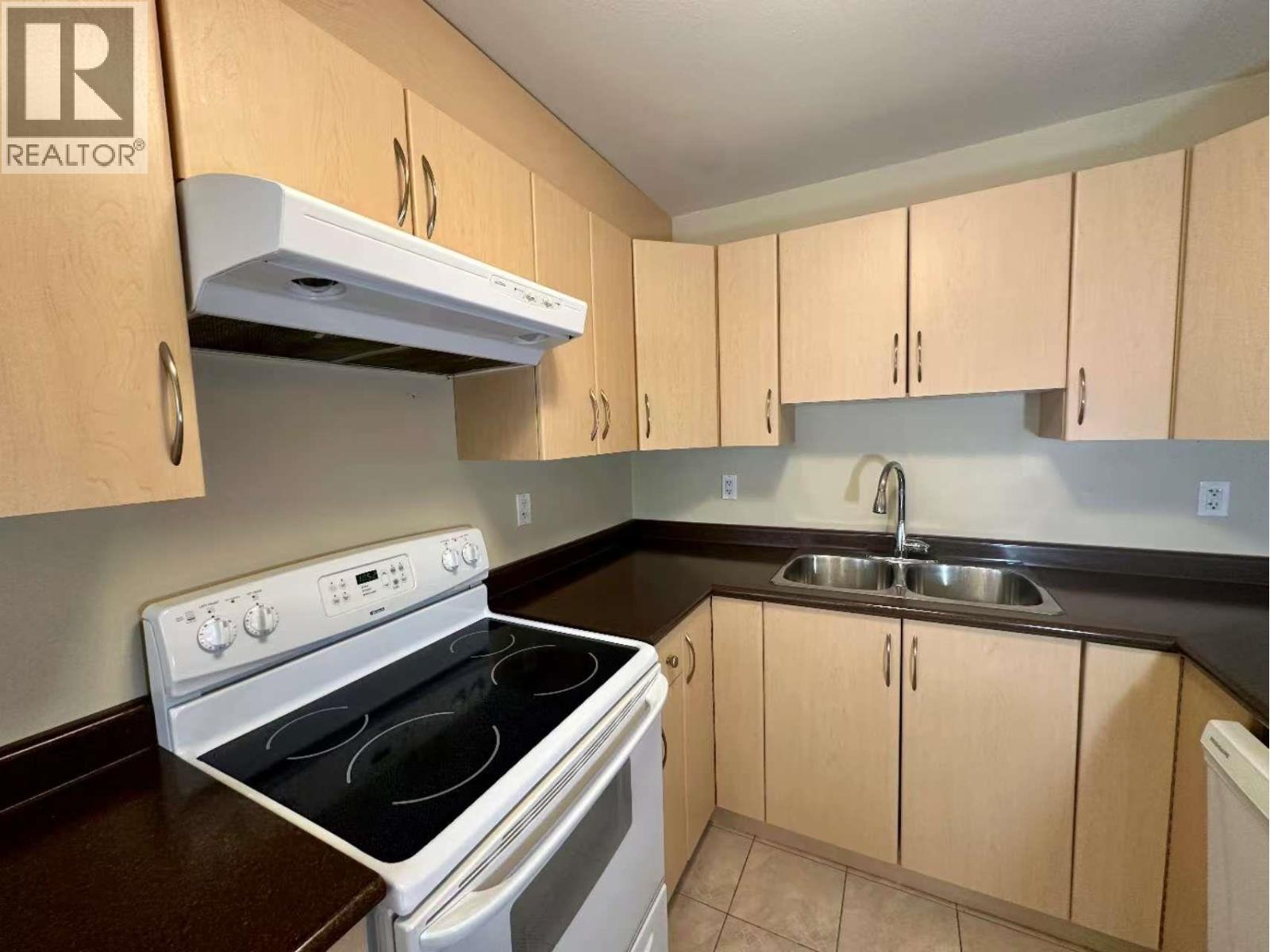 Basement-826 Cottonwood Avenue, Coquitlam, British Columbia  V3J 2T1 - Photo 6 - R3139841