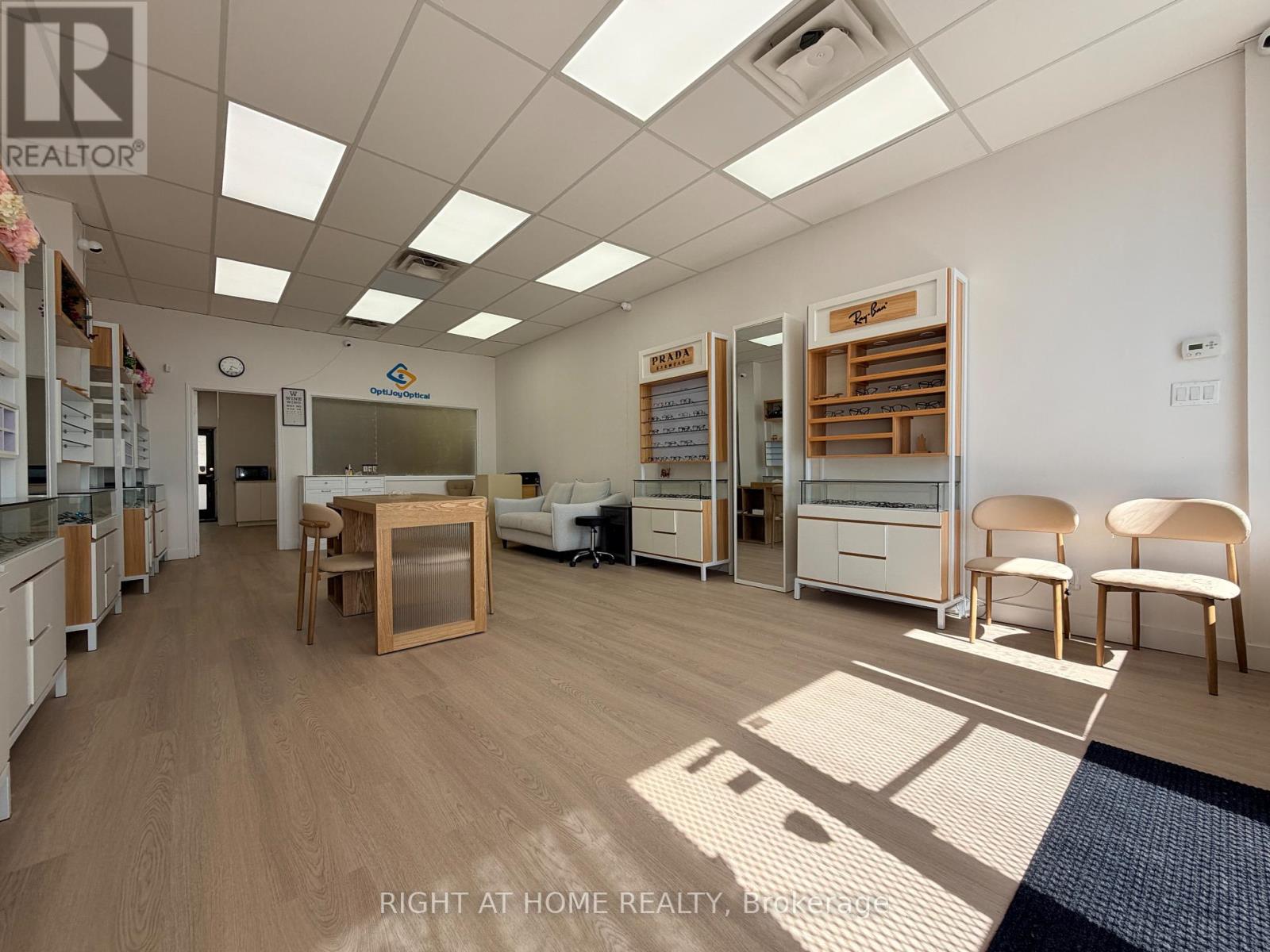 B07 - 4779 STEELES AVENUE E, Toronto, Ontario
