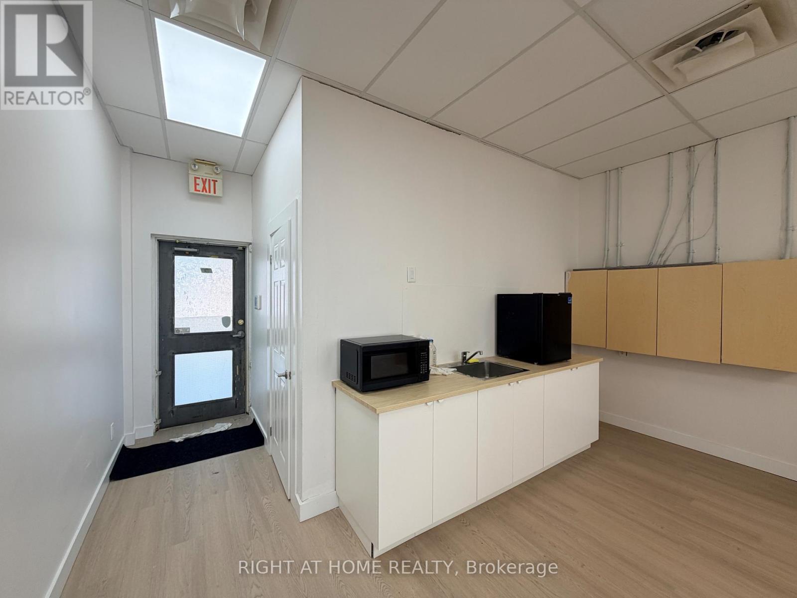 B07 - 4779 Steeles Avenue E, Toronto, Ontario  M1V 4S5 - Photo 10 - E13486800