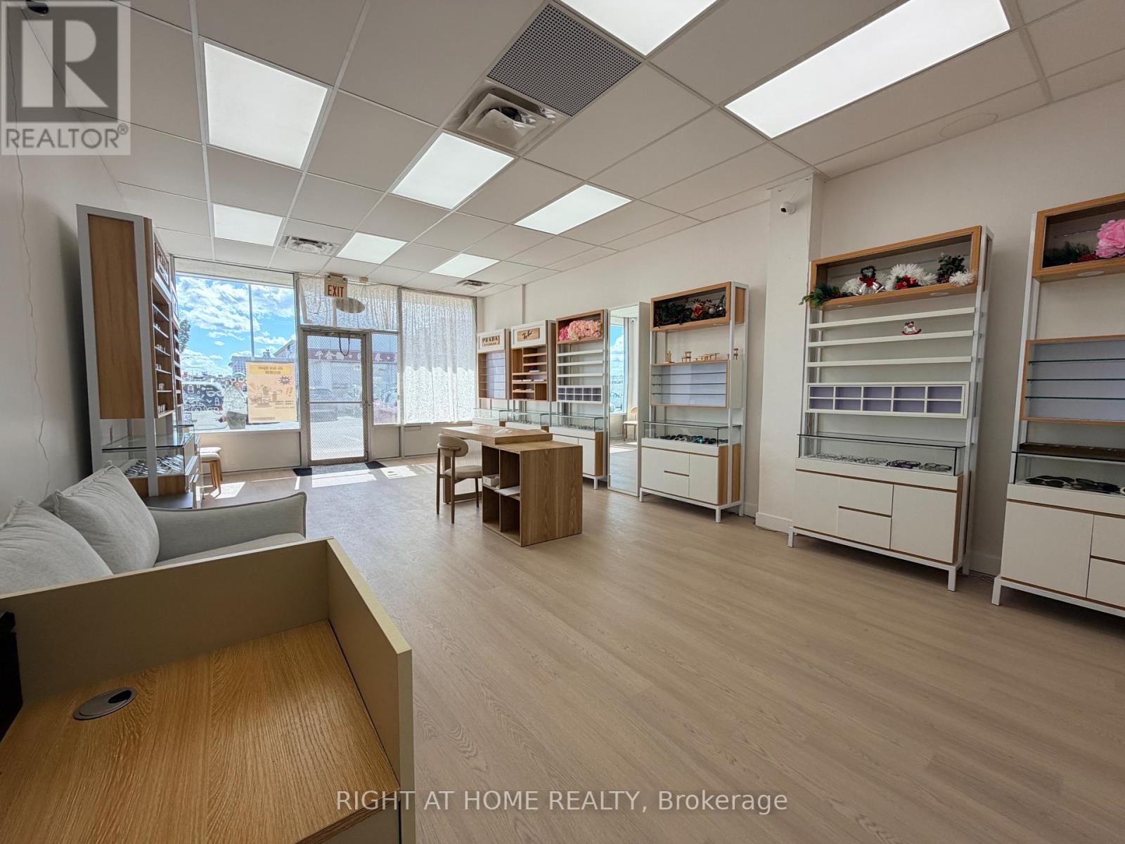 B07 - 4779 Steeles Avenue E, Toronto, Ontario  M1V 4S5 - Photo 3 - E13486800