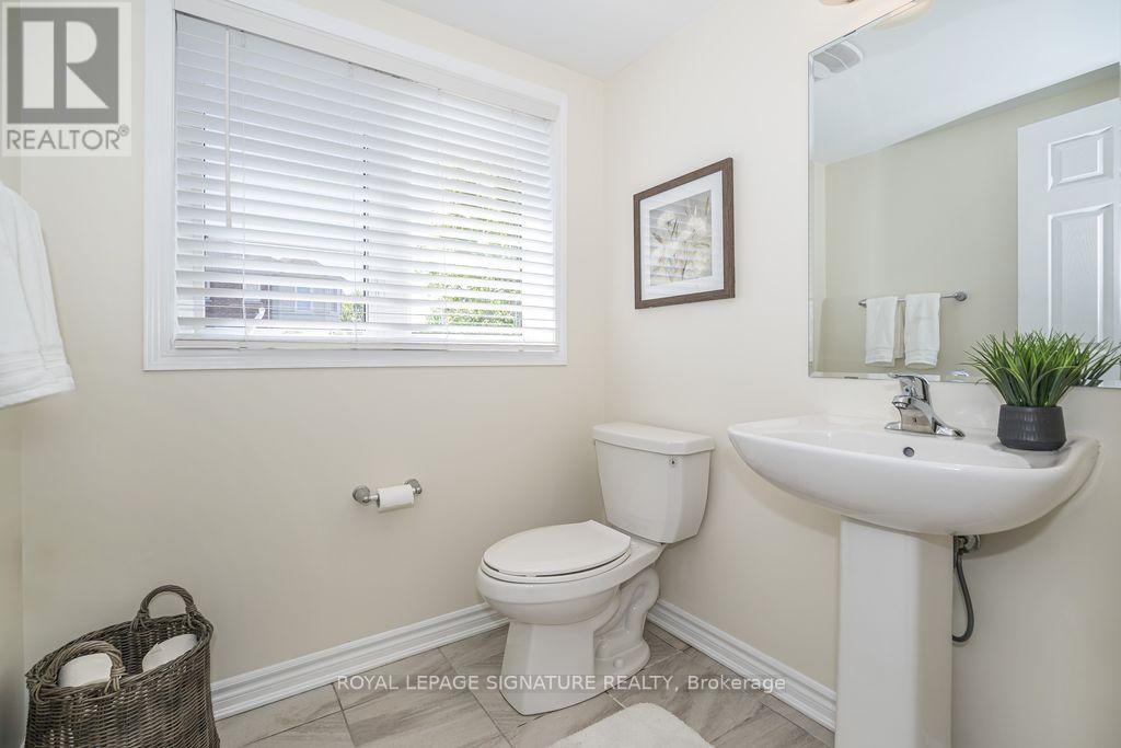 52 Deans Drive, Toronto, Ontario  M1L 0J4 - Photo 15 - E13486820