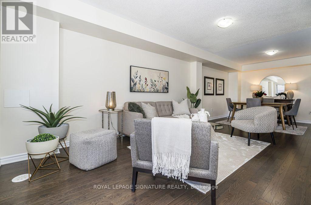 52 Deans Drive, Toronto, Ontario  M1L 0J4 - Photo 4 - E13486820