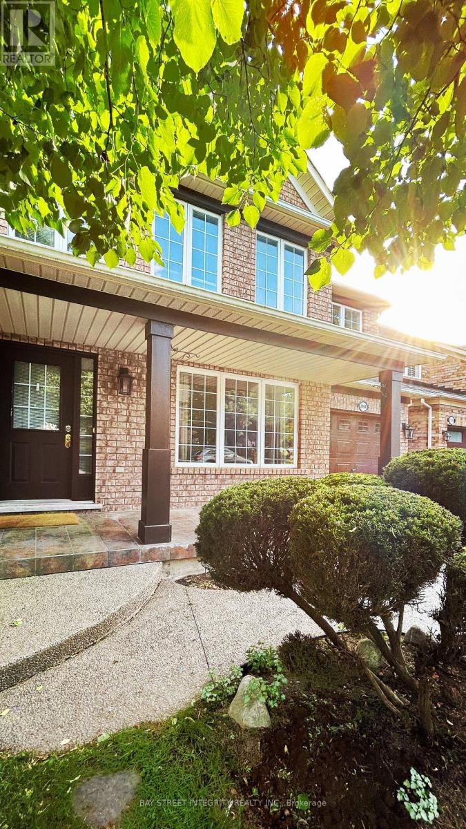 2594 Dashwood Drive, Oakville, Ontario  L6M 4C2 - Photo 2 - W13486768