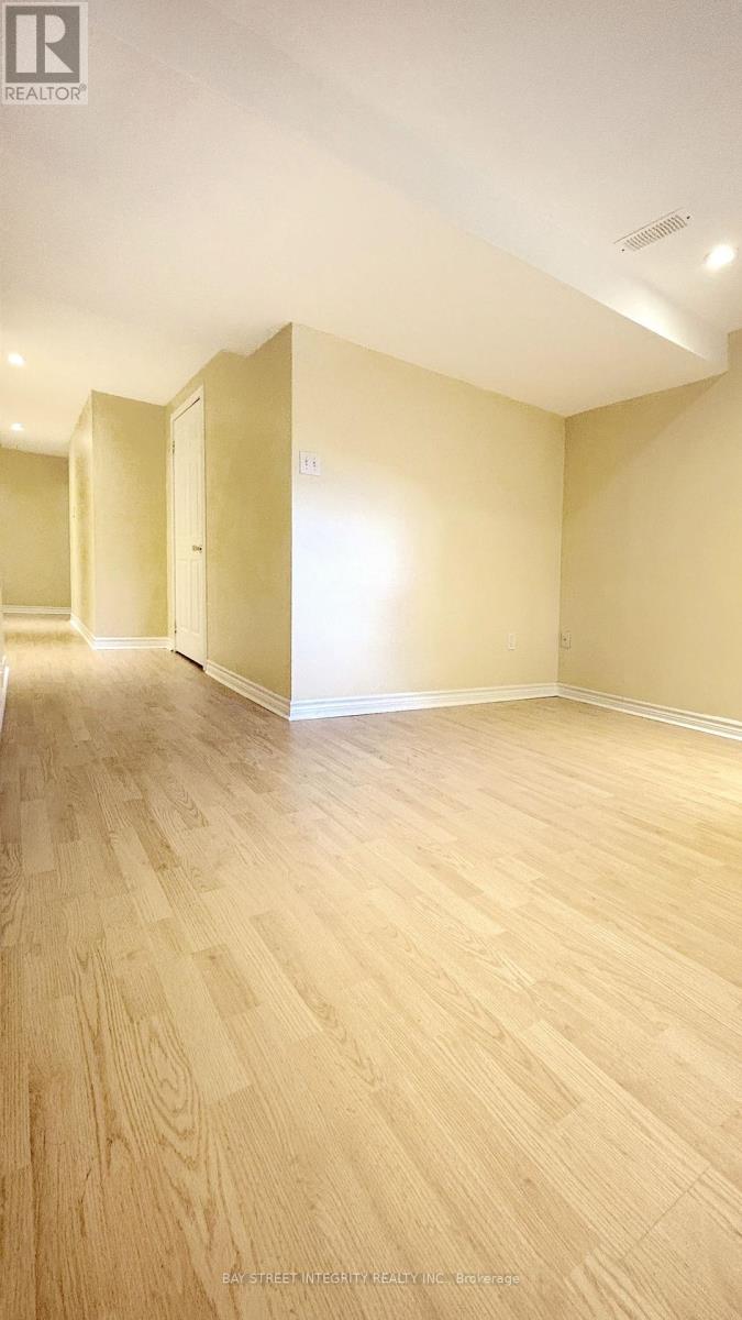 2594 Dashwood Drive, Oakville, Ontario  L6M 4C2 - Photo 20 - W13486768
