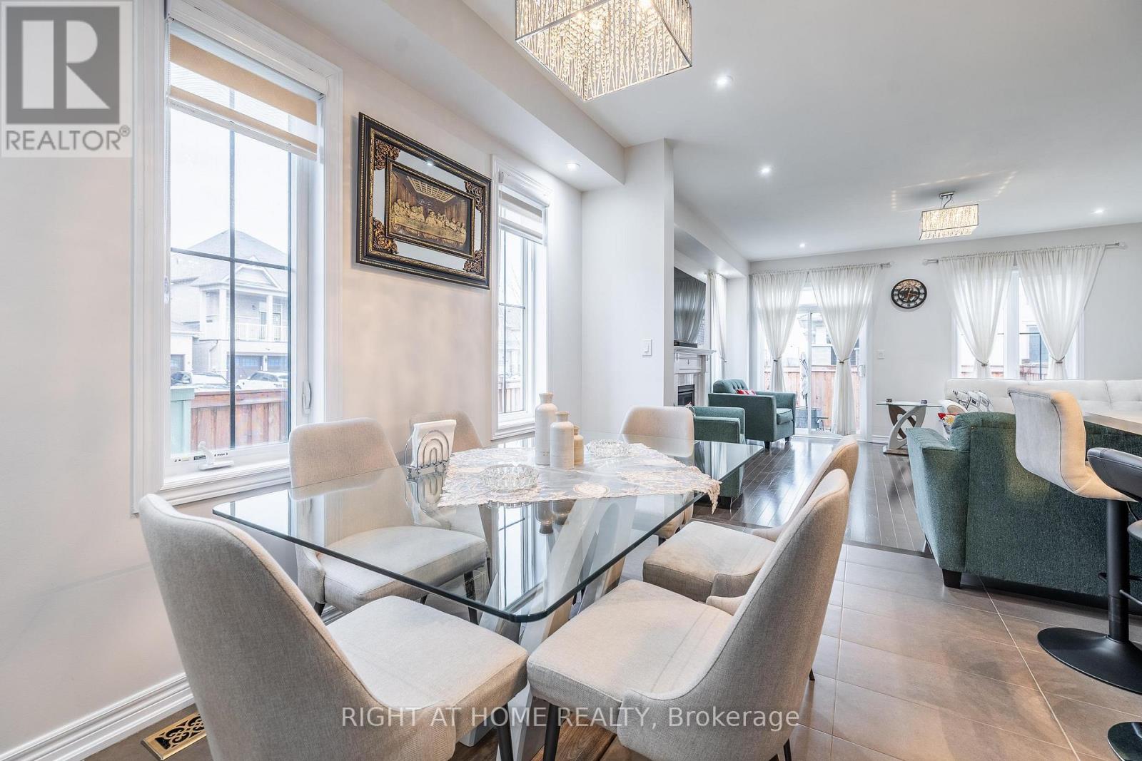 133 Benadir Avenue, Caledon, Ontario  L7C 4E7 - Photo 4 - W13486792