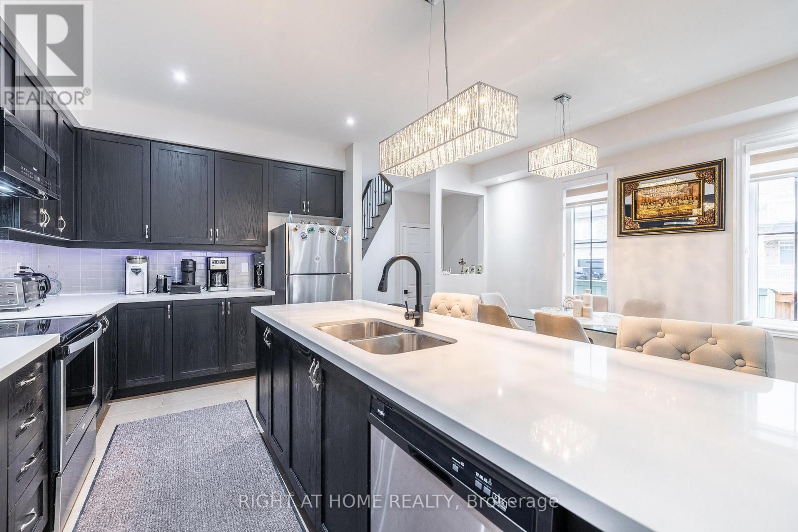 133 Benadir Avenue, Caledon, Ontario  L7C 4E7 - Photo 5 - W13486792