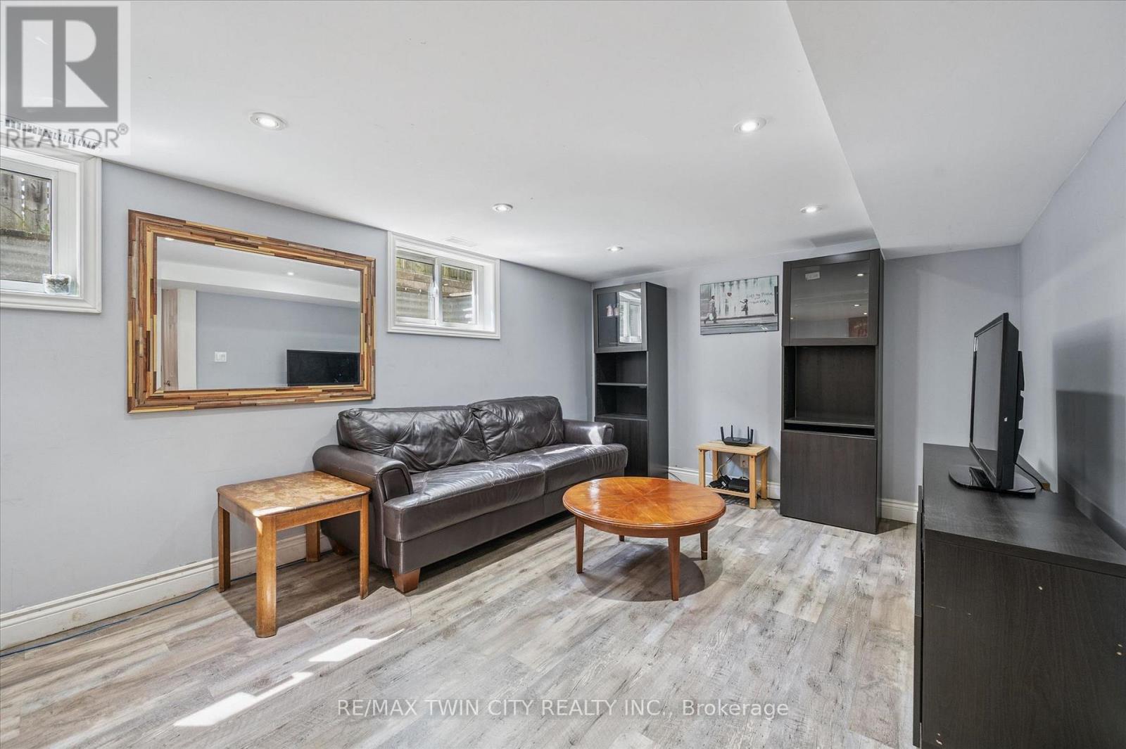 107 Queenston Drive, Kitchener, Ontario  N2B 2V2 - Photo 14 - X13486790