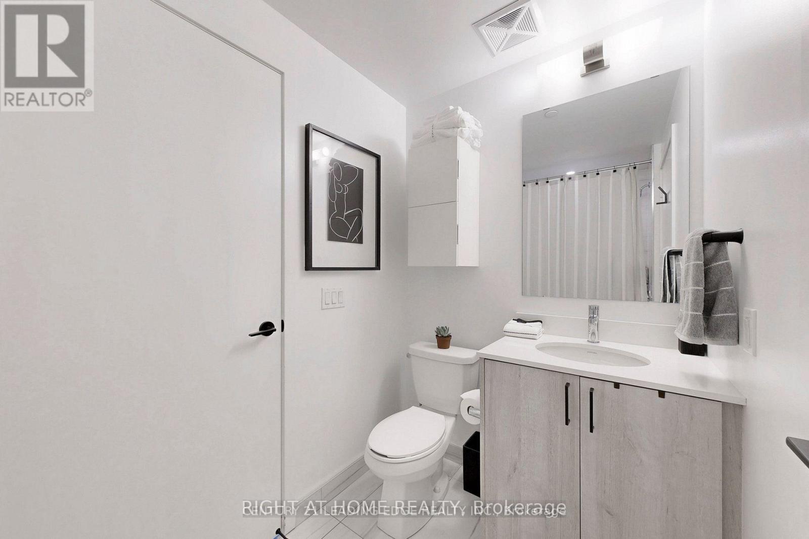 507 - 50 George Butchart Drive, Toronto, Ontario  M3M 2H3 - Photo 18 - W13432740