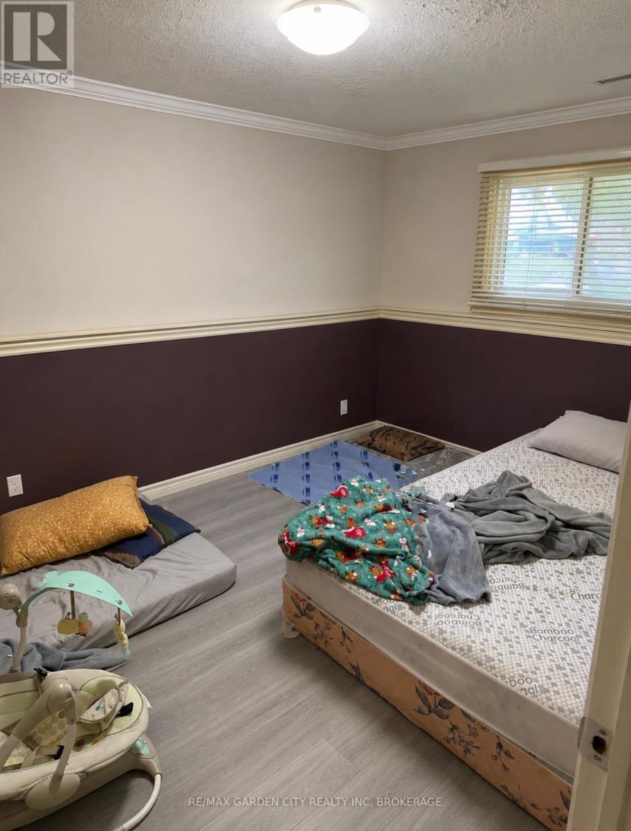 Lower - 9 Stonegate Drive, St. Catharines, Ontario  L2P 3K9 - Photo 13 - X13412478