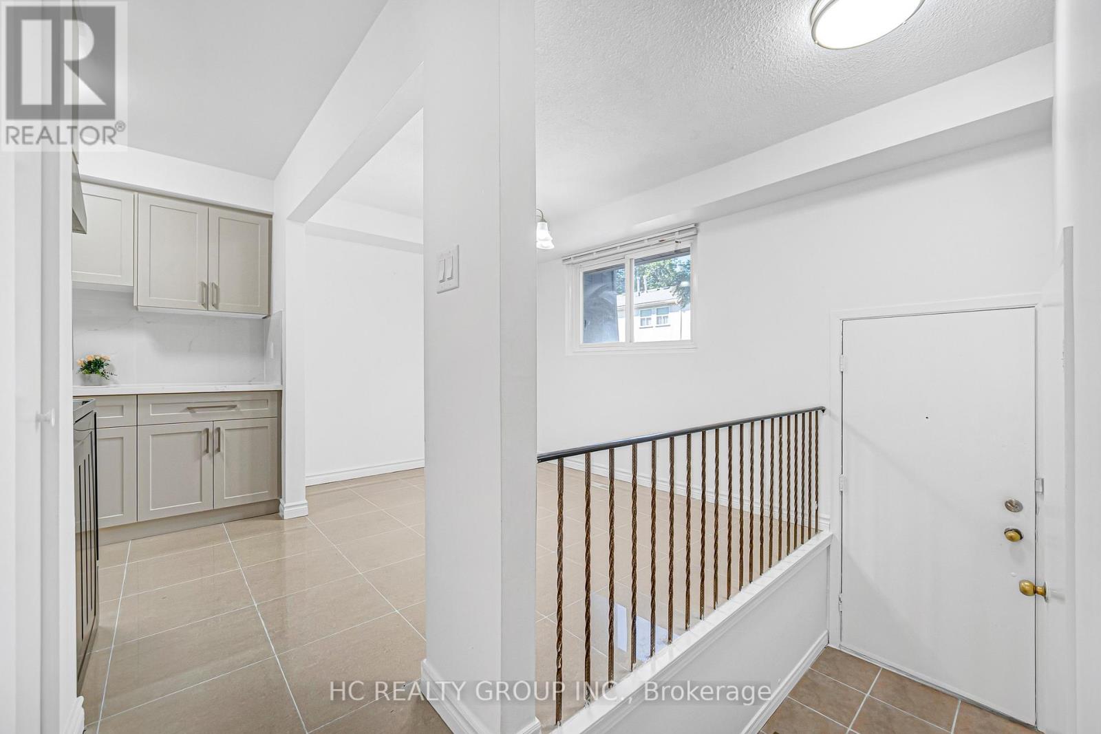 109 - 1280 Bridletowne Circle, Toronto, Ontario  M1W 2V4 - Photo 3 - E13486876
