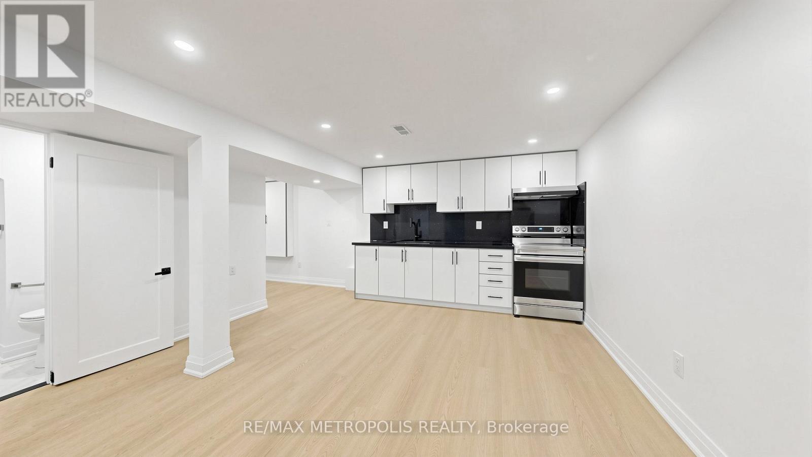 12 Romulus Drive, Toronto, Ontario  M1K 4C2 - Photo 31 - E13486894