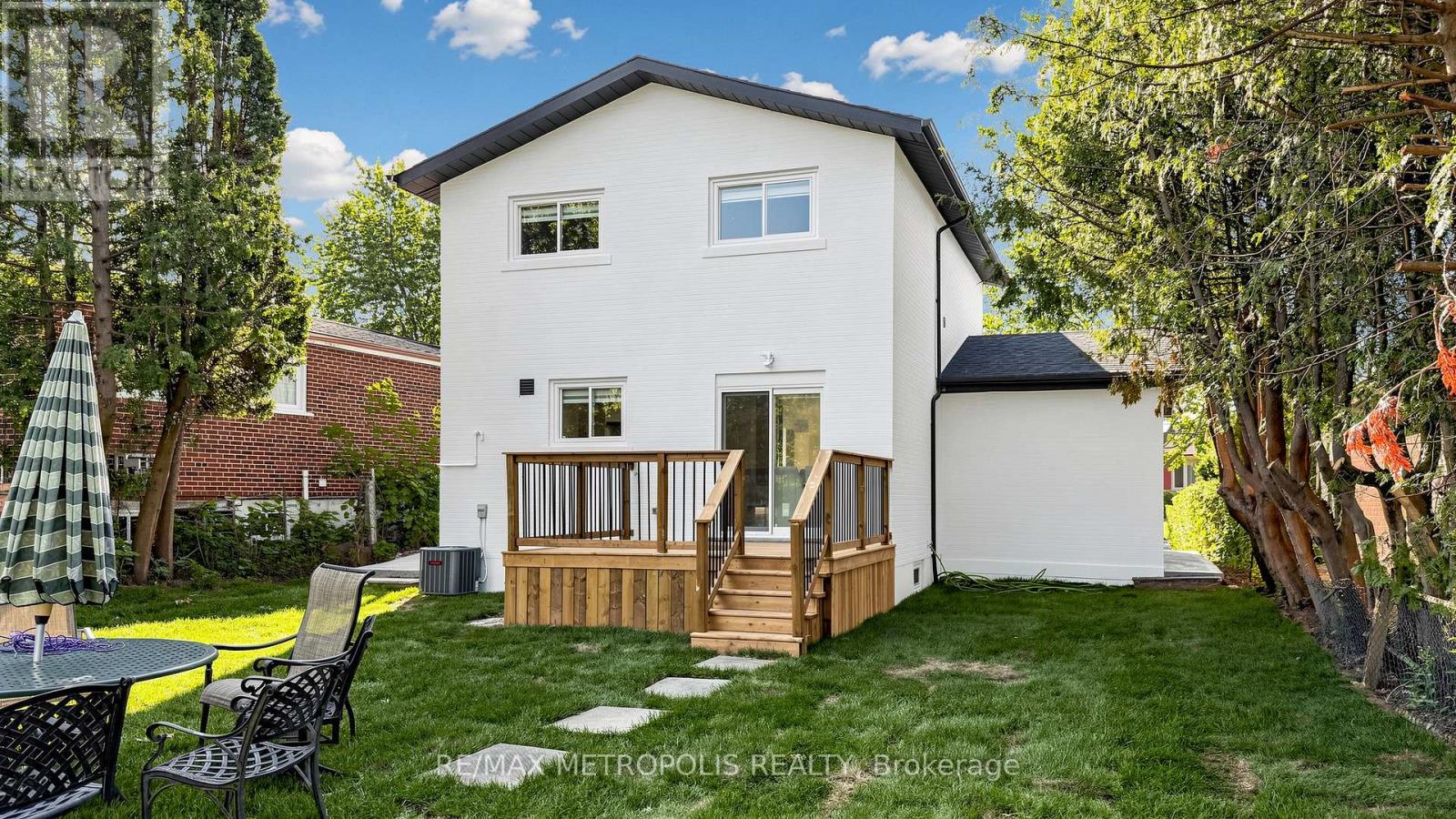 12 Romulus Drive, Toronto, Ontario  M1K 4C2 - Photo 46 - E13486894