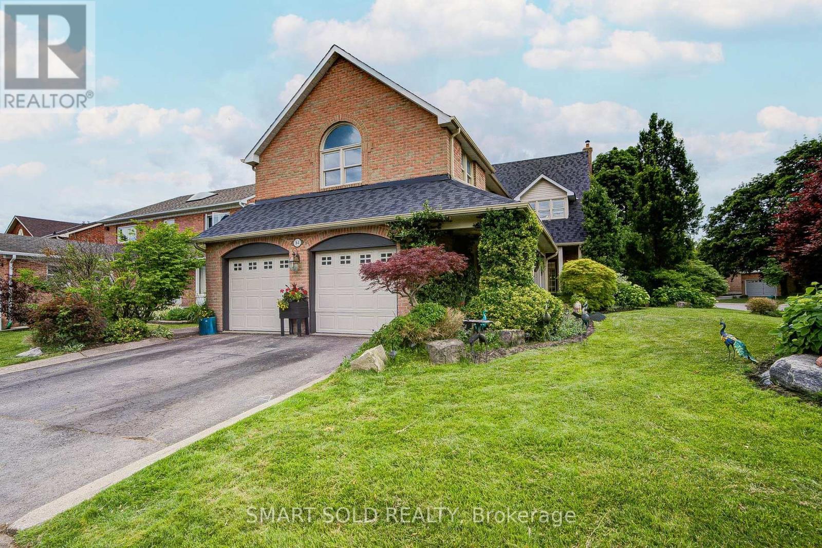 84 Longwater Chase, Markham, Ontario  L3R 4A8 - Photo 2 - N13486866
