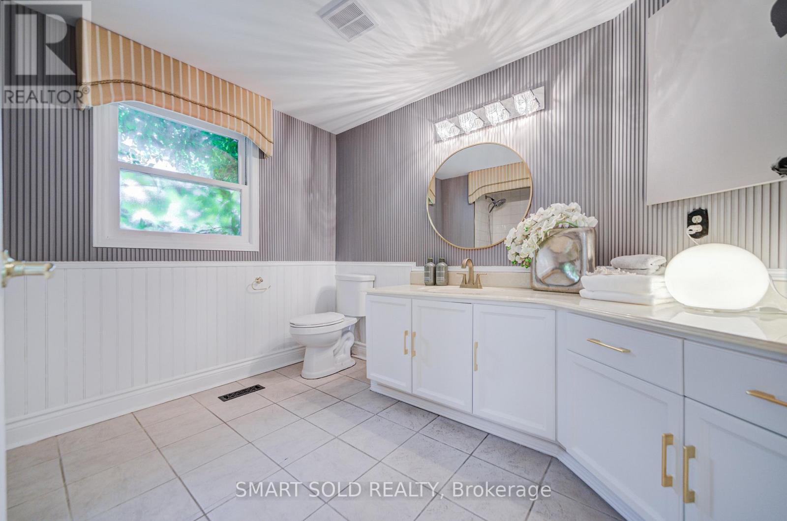 84 Longwater Chase, Markham, Ontario  L3R 4A8 - Photo 31 - N13486866