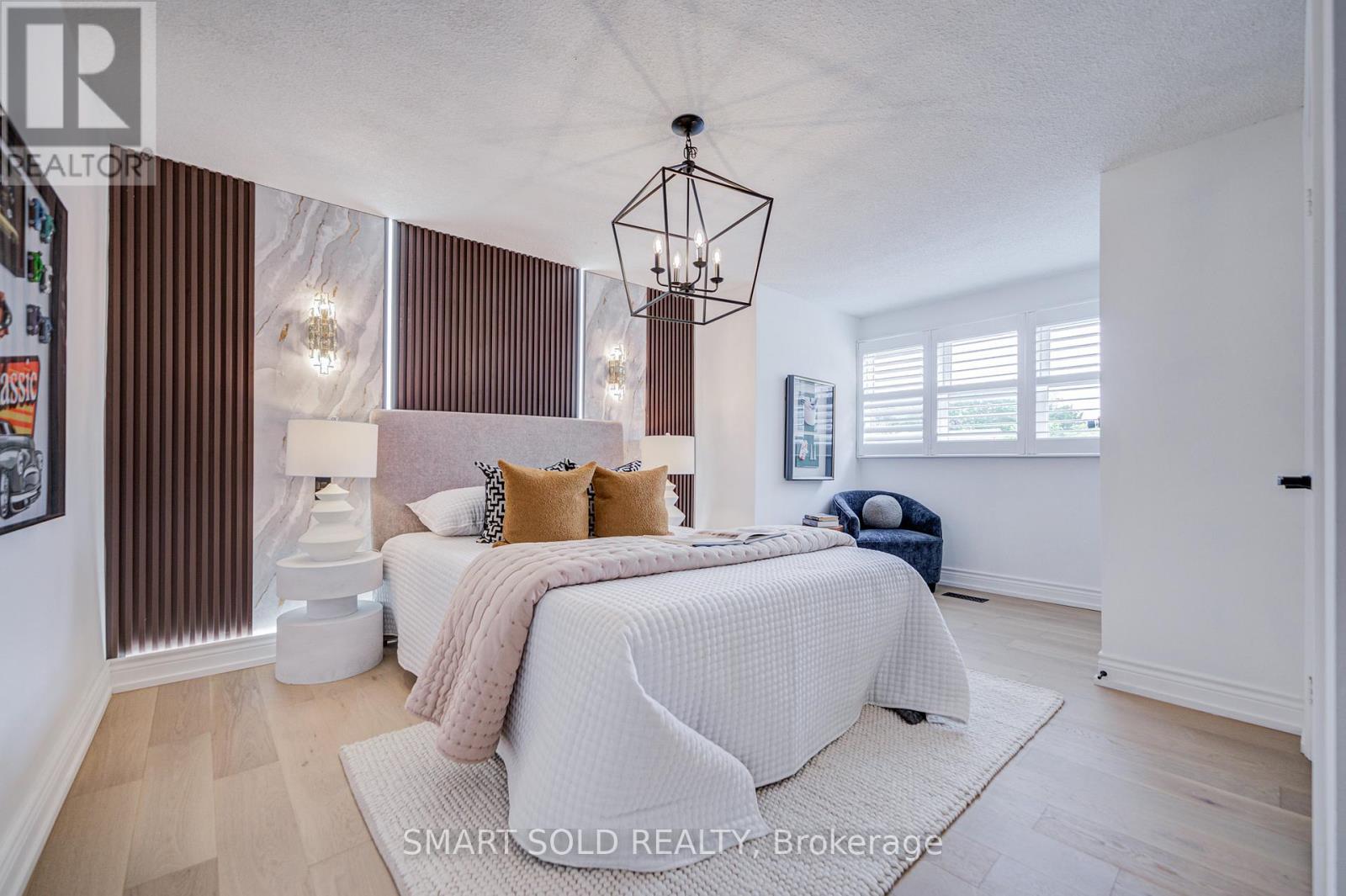 84 Longwater Chase, Markham, Ontario  L3R 4A8 - Photo 33 - N13486866