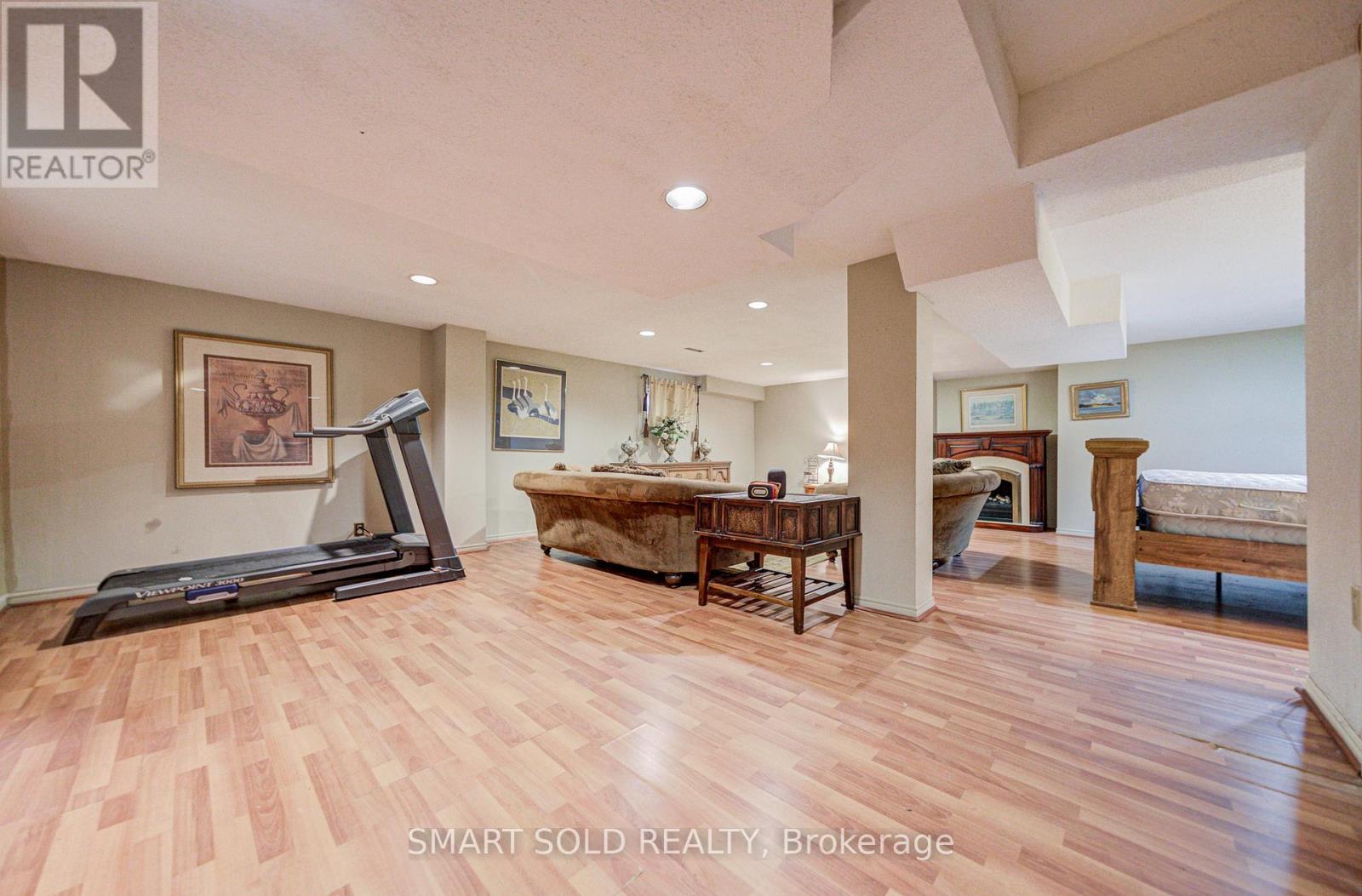 84 Longwater Chase, Markham, Ontario  L3R 4A8 - Photo 41 - N13486866