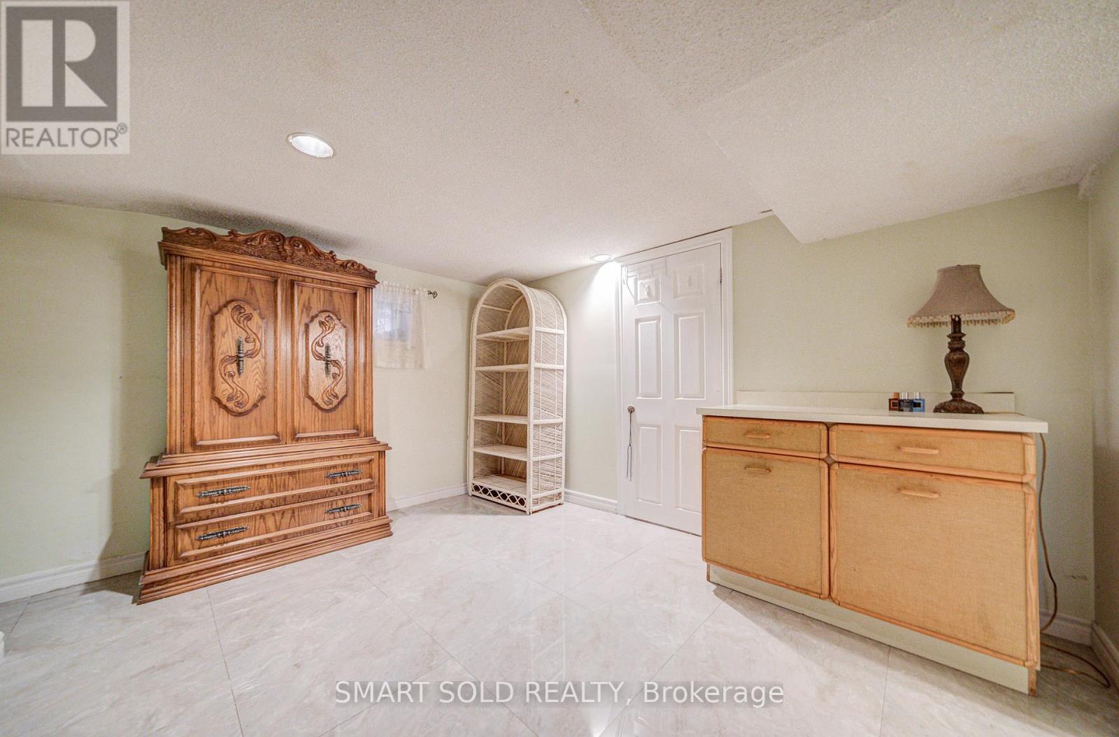 84 Longwater Chase, Markham, Ontario  L3R 4A8 - Photo 43 - N13486866