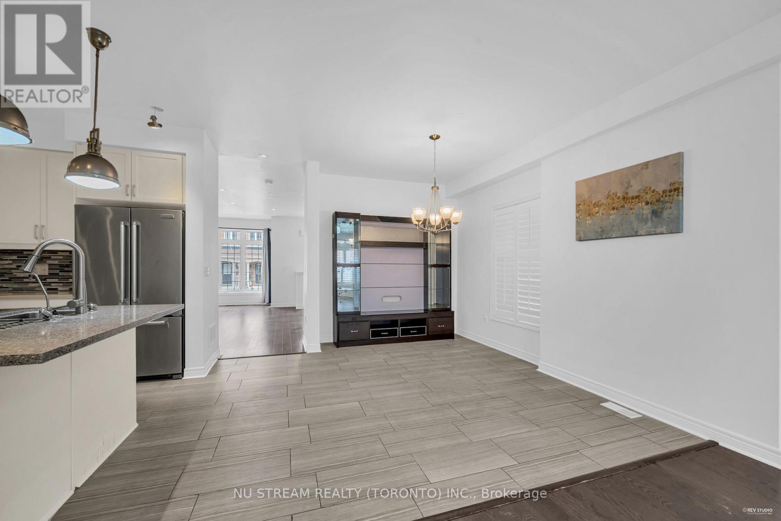 17 Greenery Road, Markham, Ontario  L6B 0V5 - Photo 4 - N13486892