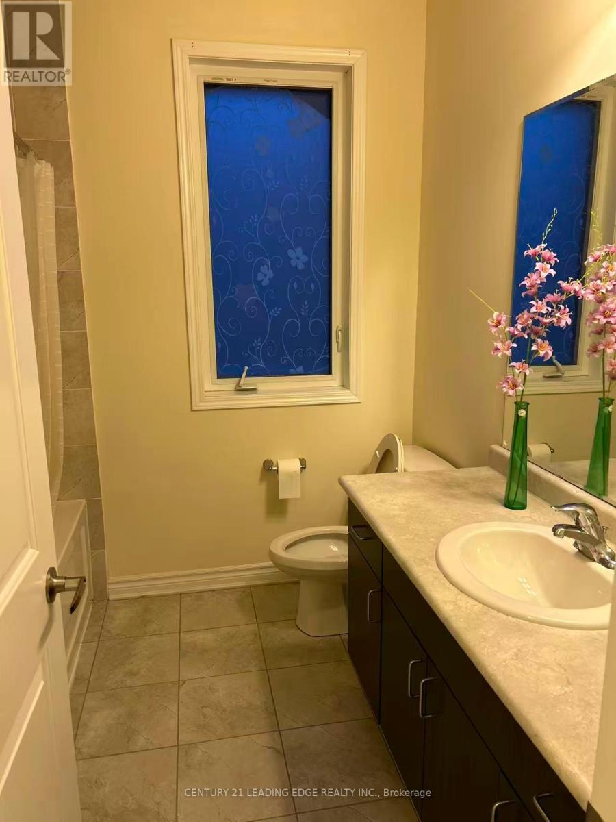 209 Baber Crescent, Aurora, Ontario  L4G 0Y6 - Photo 14 - N13486926