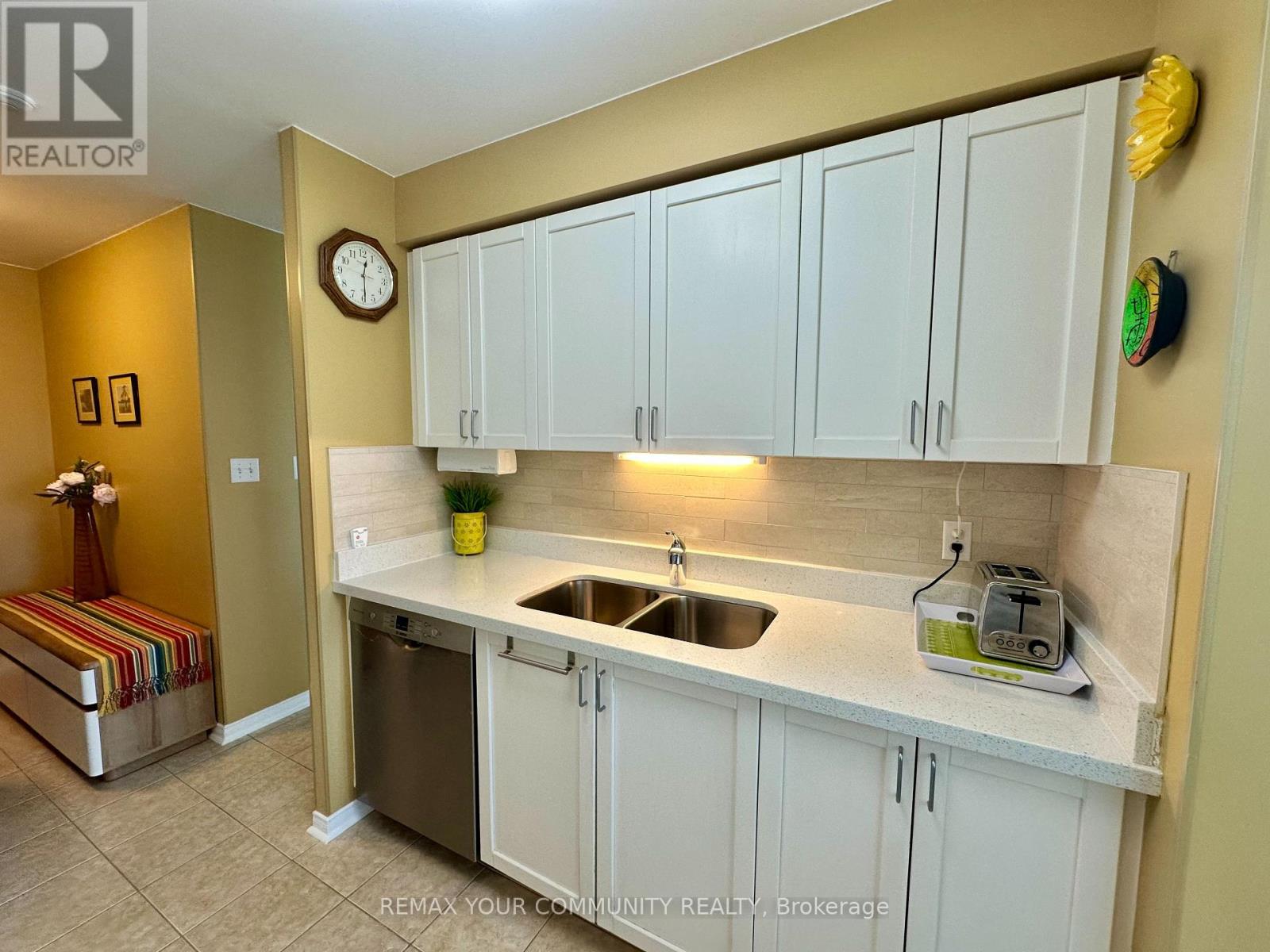 Ph20 - 51 Baffin Court, Richmond Hill, Ontario  L4B 4P6 - Photo 10 - N13486942