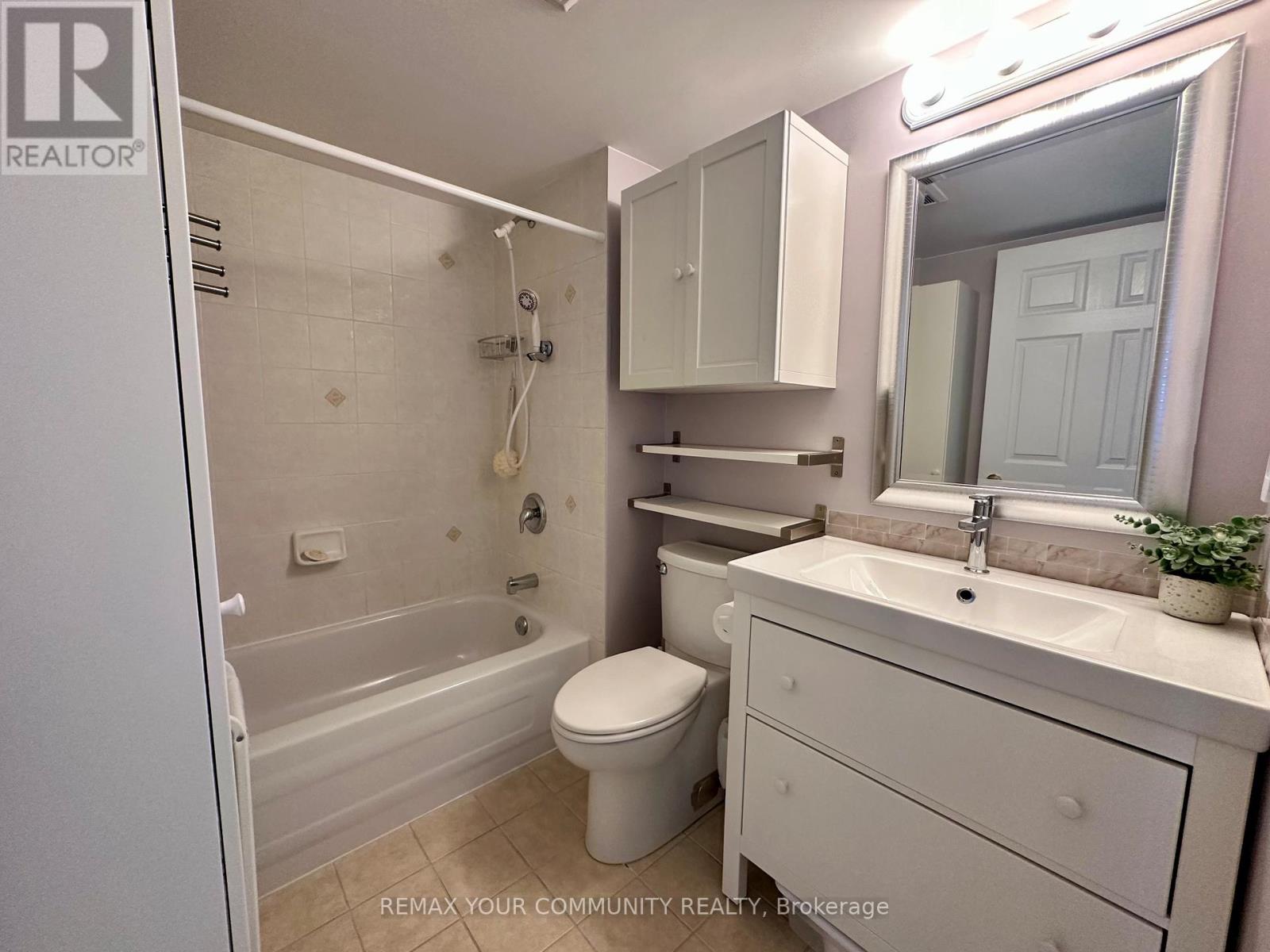 Ph20 - 51 Baffin Court, Richmond Hill, Ontario  L4B 4P6 - Photo 35 - N13486942