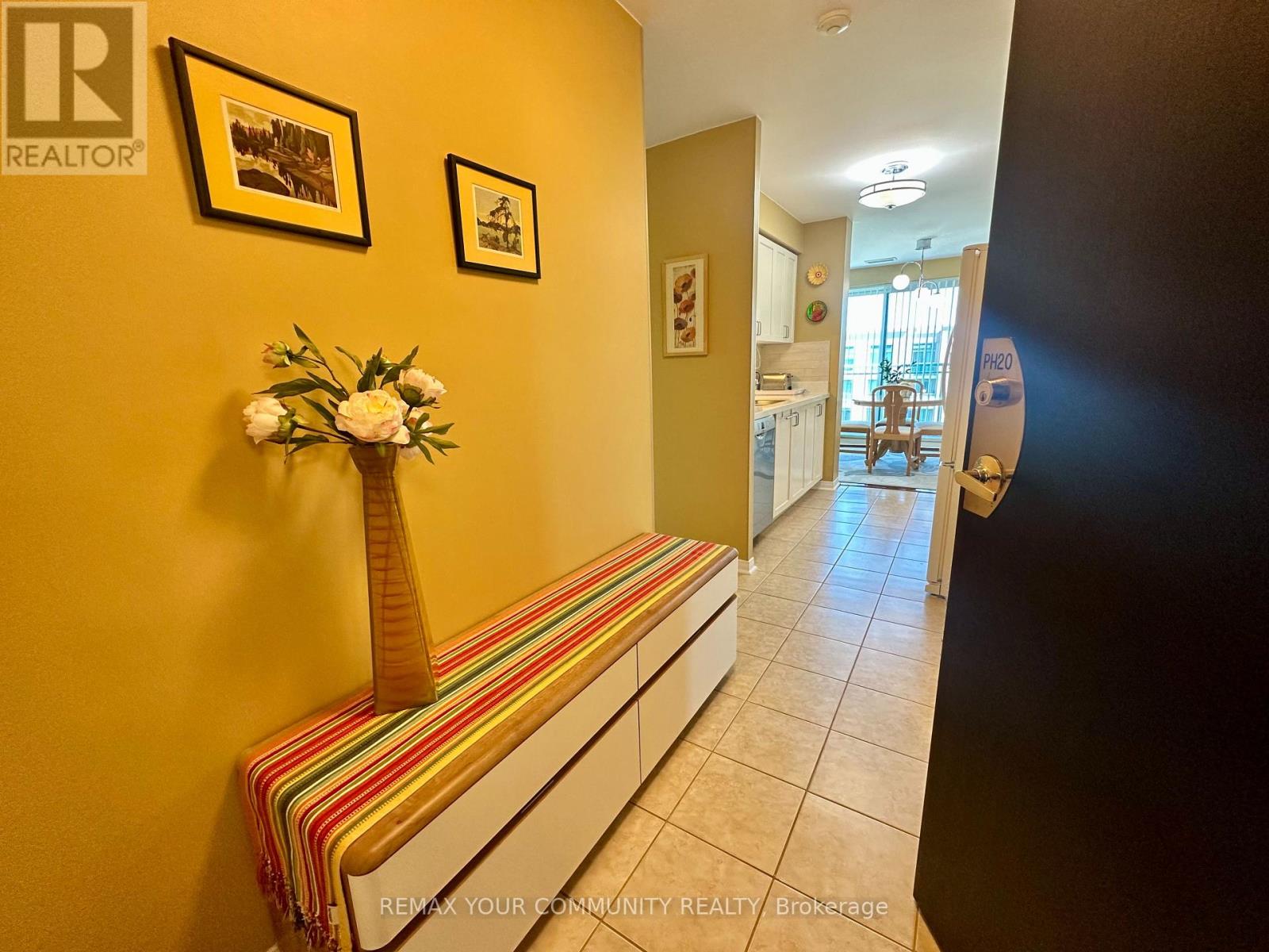 Ph20 - 51 Baffin Court, Richmond Hill, Ontario  L4B 4P6 - Photo 7 - N13486942