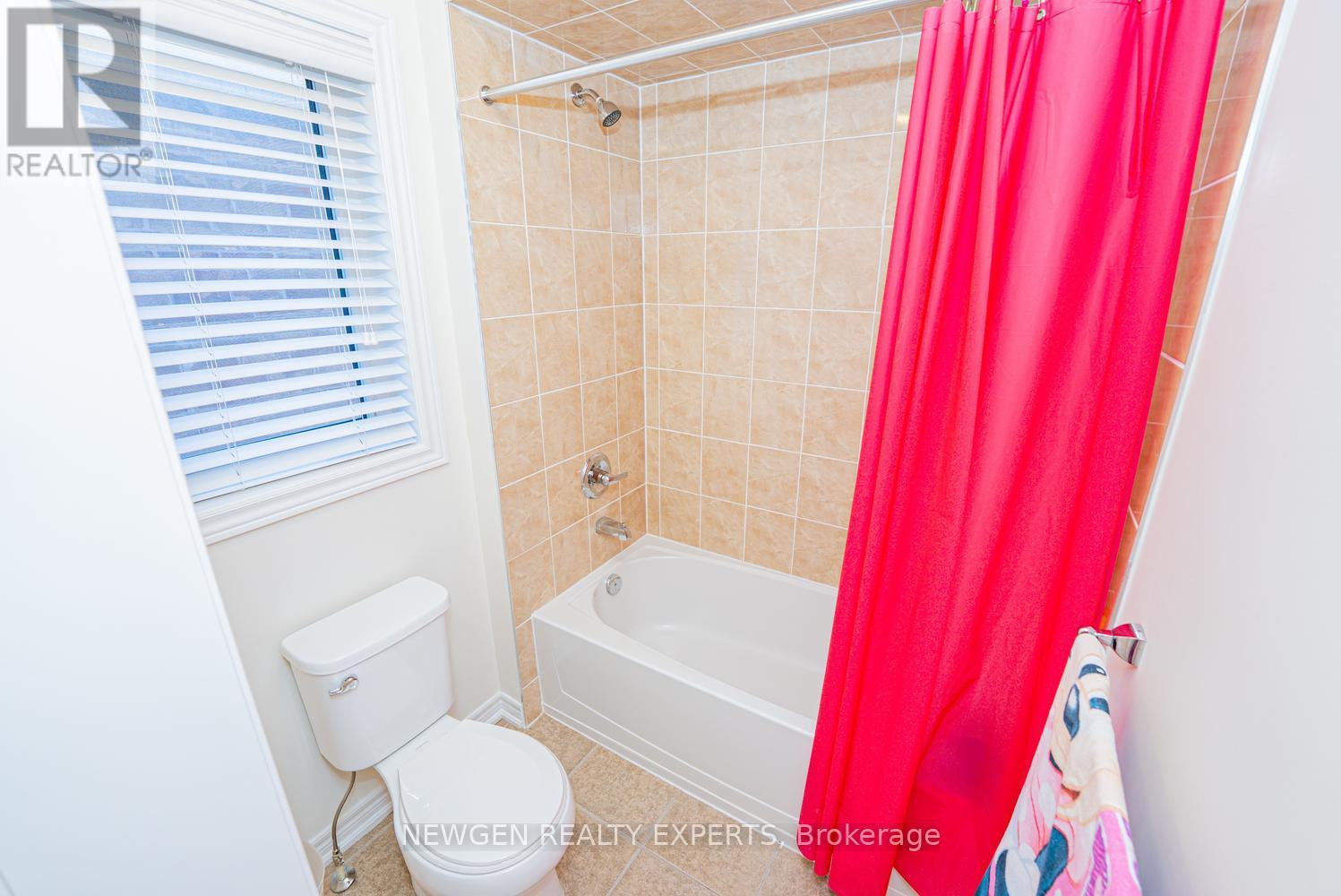 18 Foliage Drive, Brampton, Ontario  L7A 4M7 - Photo 41 - W13486856